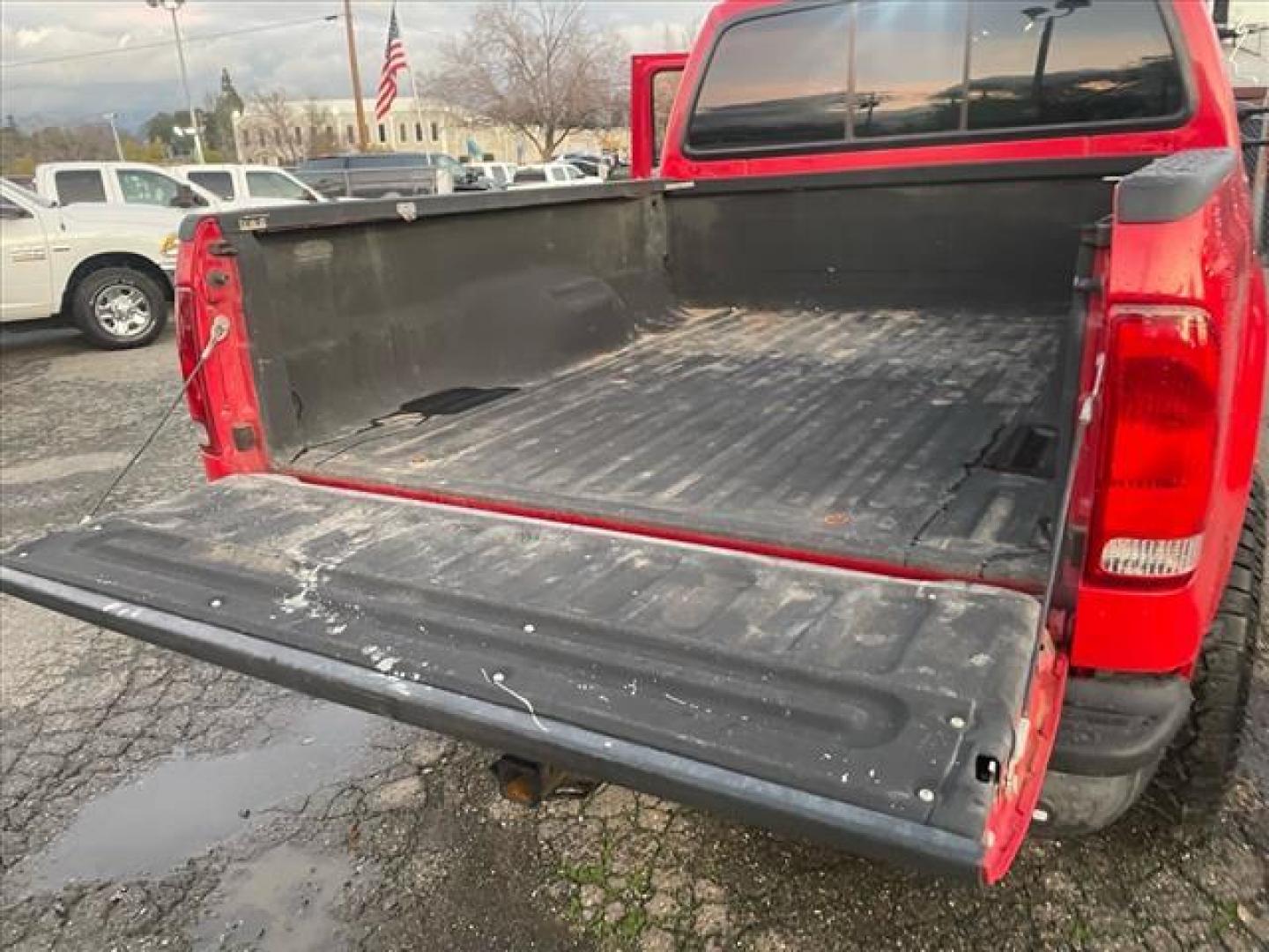 2005 Red Clearcoat Ford F-250 Super Duty Lariat (1FTSW21P05E) with an 6.0L Power Stroke 6.0L Diesel Turbo V8 325hp 560ft. lbs. Direct Injection engine, 5-Speed Automatic transmission, located at 800 Riverside Ave, Roseville, CA, 95678, (916) 773-4549, 38.732265, -121.291039 - DIESEL CREW CAB 4X4 BULLET PROOF EGR COOLER HEADSTUDS NEW TIRES LIFTED - Photo#9