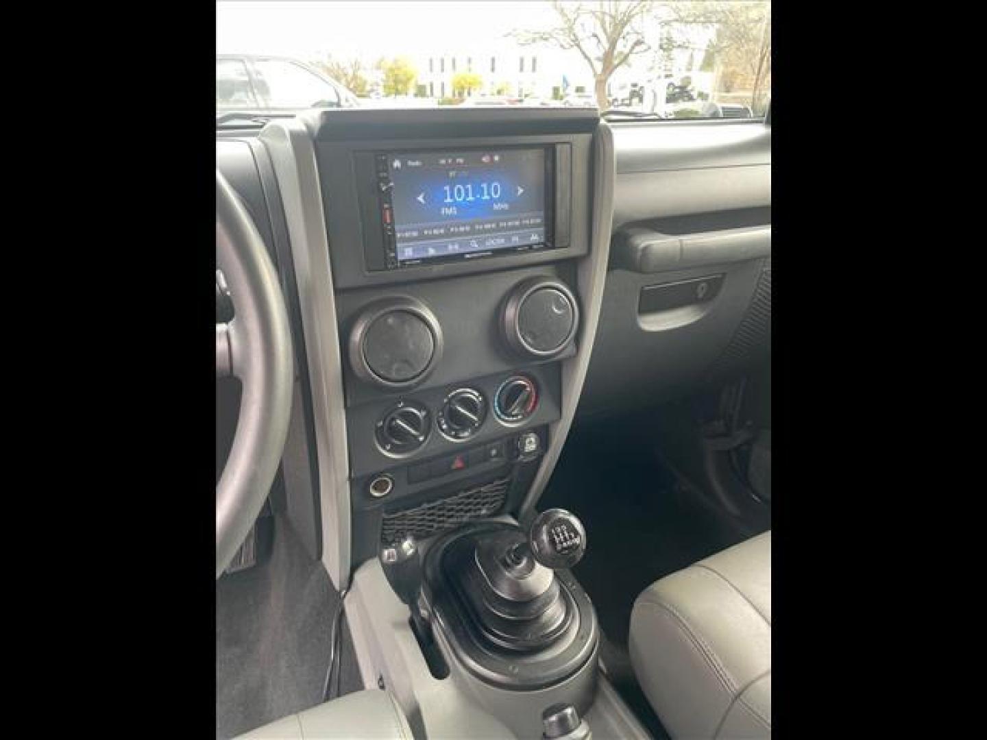 2009 Black Clear Coat Jeep Wrangler X (1J4FA24149L) with an 3.8L 3.8L V6 202hp 237ft. lbs. Sequential Multiport Fuel Injection engine, 6-Speed Manual transmission, located at 800 Riverside Ave, Roseville, CA, 95678, (916) 773-4549, 38.732265, -121.291039 - 4X4 LOW MILES 6 SPEED MANUAL NEW TIRES CLEAN CARFAX - Photo#9