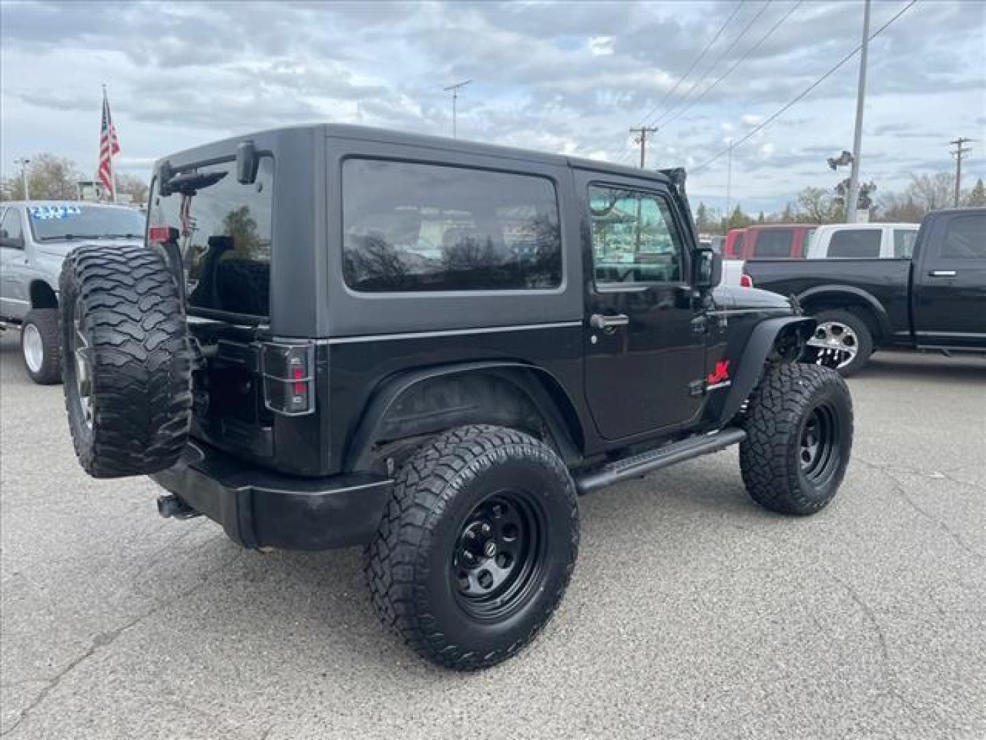 2009 Black Clear Coat Jeep Wrangler X (1J4FA24149L) with an 3.8L 3.8L V6 202hp 237ft. lbs. Sequential Multiport Fuel Injection engine, 6-Speed Manual transmission, located at 800 Riverside Ave, Roseville, CA, 95678, (916) 773-4549, 38.732265, -121.291039 - 4X4 LOW MILES 6 SPEED MANUAL NEW TIRES CLEAN CARFAX - Photo#3