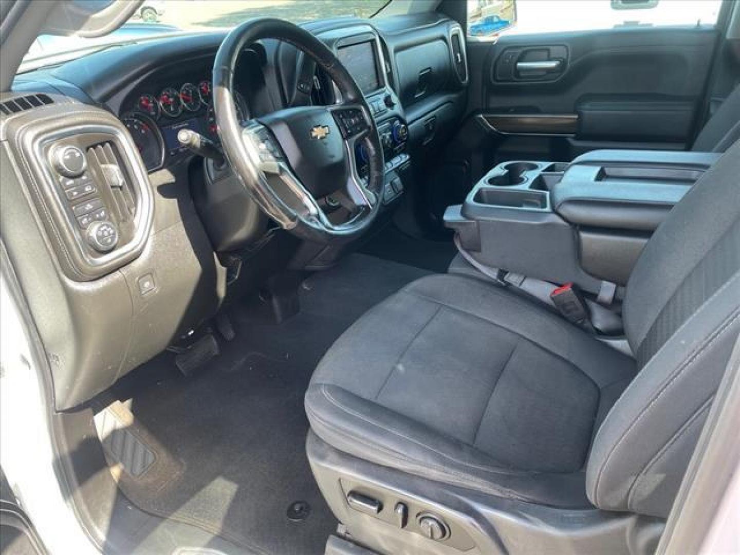 2019 Summit White Chevrolet Silverado 1500 LT (1GCUYDED8KZ) with an 5.3L EcoTec3 5.3L V8 355hp 383ft. lbs. Direct Injection engine, 8-Speed Shiftable Automatic transmission, located at 800 Riverside Ave, Roseville, CA, 95678, (916) 773-4549, 38.732265, -121.291039 - 4X4 CREW CAB LT NEW TIRES ONE OWNER SERVICE RECORDS ON CLEAN CARFAX - Photo#12