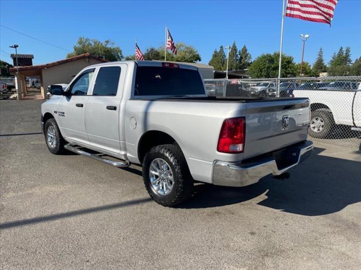 2015 Bright Silver Metallic Clear Coat RAM 1500 Tradesman (3C6RR7KT9FG) with an 5.7L HEMI 5.7L V8 395hp 410ft. lbs. Sequential Multiport Fuel Injection engine, 8-Speed Shiftable Automatic transmission, located at 800 Riverside Ave, Roseville, CA, 95678, (916) 773-4549, 38.732265, -121.291039 - 4X4 TRADESMAN CREW CAB 5.7 HEMI V8 - Photo#2