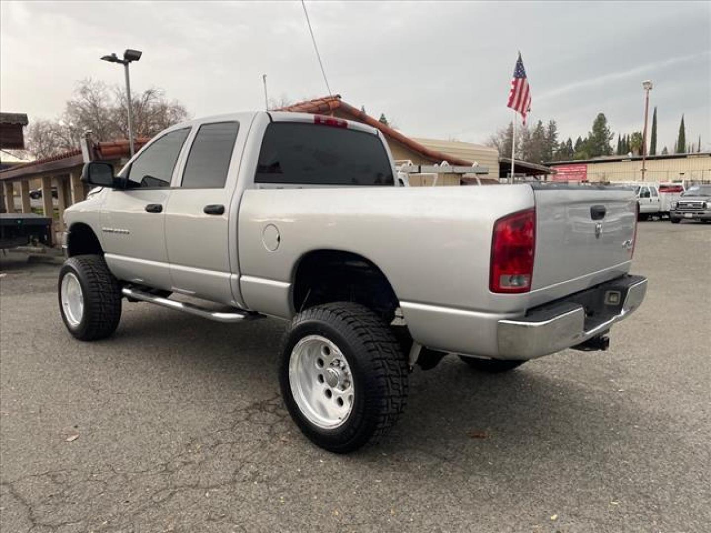 2004 Bright Silver Metallic Clearcoat Dodge Ram 2500 SLT (3D7KU286X4G) with an Cummins 5.9L Diesel Turbo I6 235hp 460ft. lbs. Other engine, 4-Speed Automatic transmission, located at 800 Riverside Ave, Roseville, CA, 95678, (916) 773-4549, 38.732265, -121.291039 - Photo#2