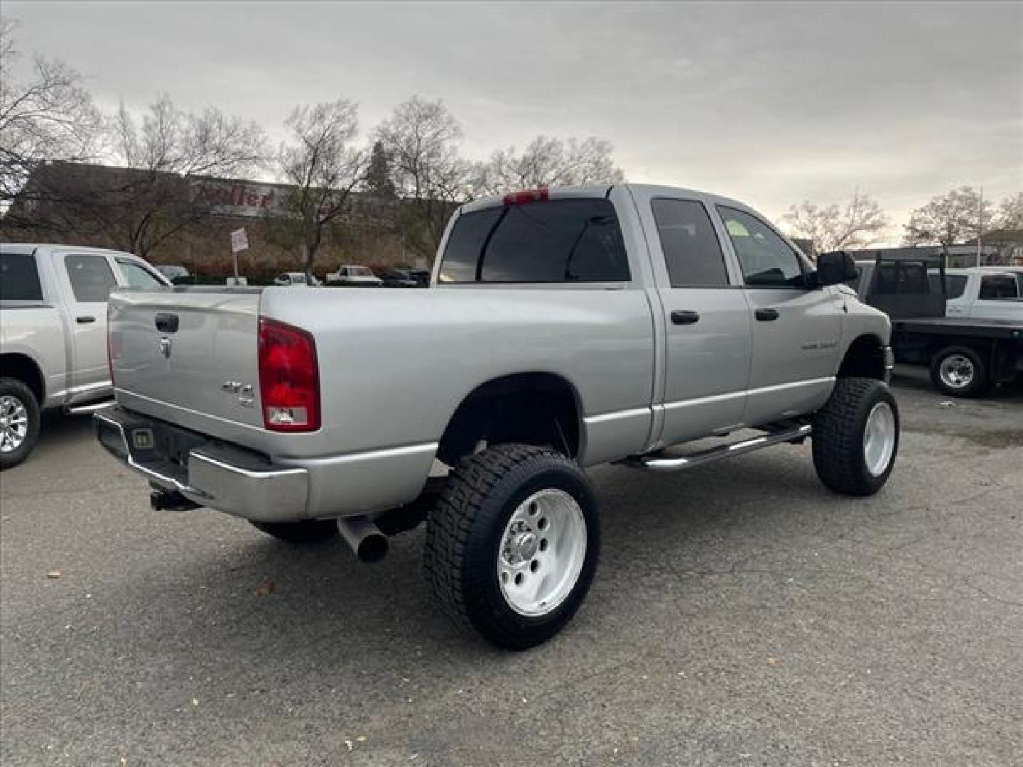 2004 Bright Silver Metallic Clearcoat Dodge Ram 2500 SLT (3D7KU286X4G) with an Cummins 5.9L Diesel Turbo I6 235hp 460ft. lbs. Other engine, 4-Speed Automatic transmission, located at 800 Riverside Ave, Roseville, CA, 95678, (916) 773-4549, 38.732265, -121.291039 - Photo#3