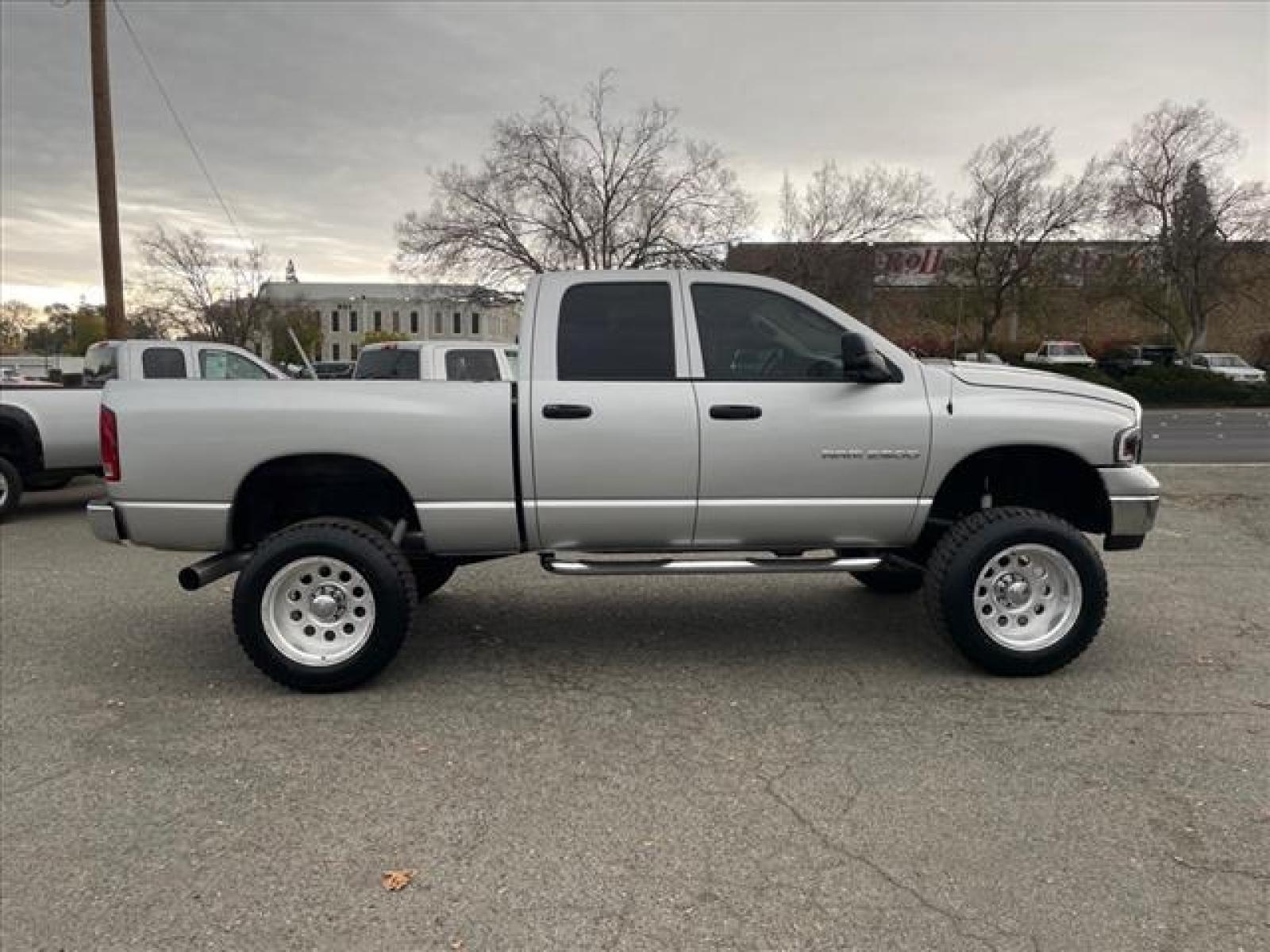 2004 Bright Silver Metallic Clearcoat Dodge Ram 2500 SLT (3D7KU286X4G) with an Cummins 5.9L Diesel Turbo I6 235hp 460ft. lbs. Other engine, 4-Speed Automatic transmission, located at 800 Riverside Ave, Roseville, CA, 95678, (916) 773-4549, 38.732265, -121.291039 - Photo #5
