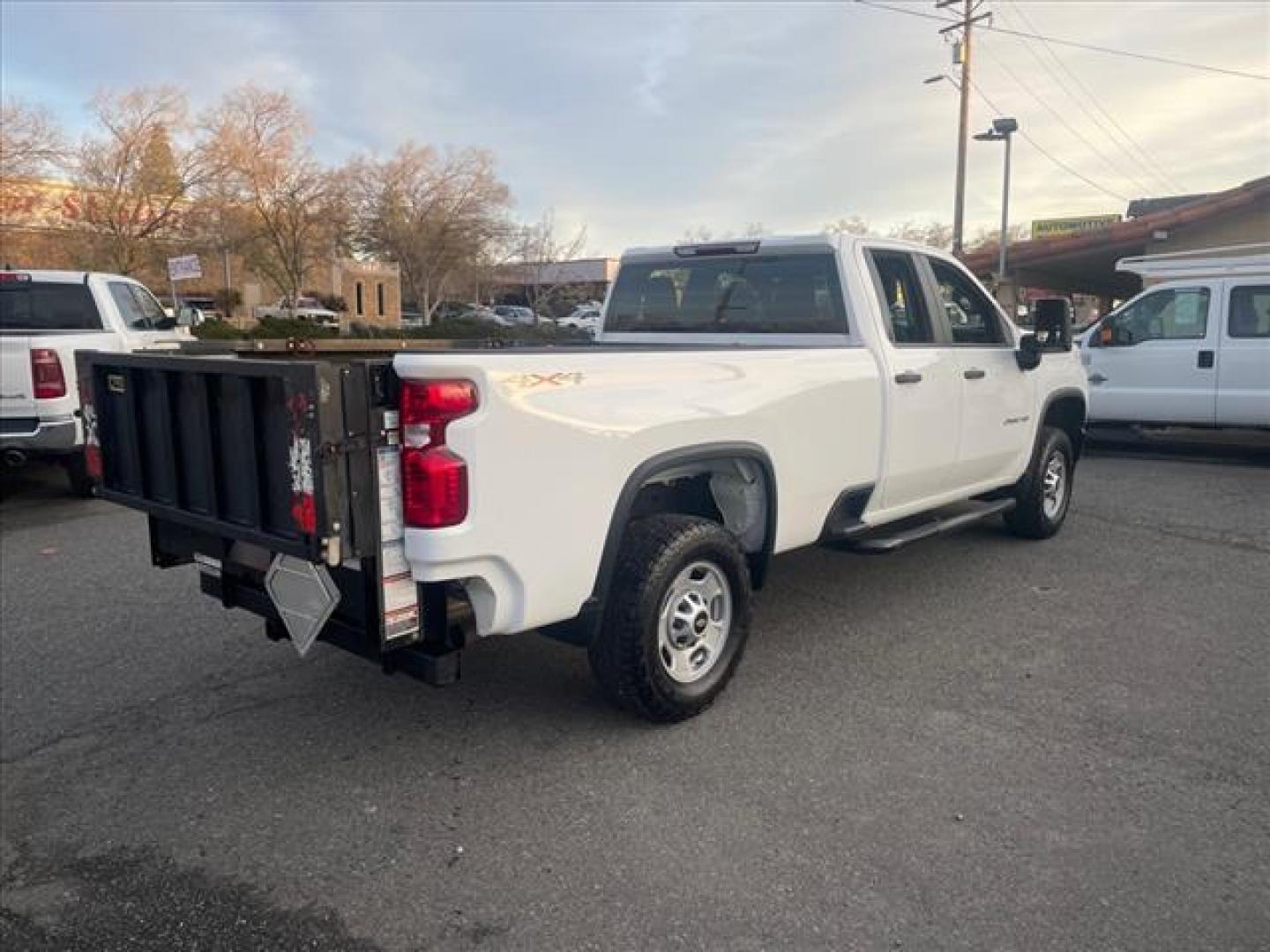 2020 Summit White Chevrolet Silverado 2500HD Work Truck (1GC2YLE75LF) with an 6.6L 6.6L V8 401hp 464ft. lbs. Direct Injection engine, 6-Speed Shiftable Automatic transmission, located at 800 Riverside Ave, Roseville, CA, 95678, (916) 773-4549, 38.732265, -121.291039 - Photo#3