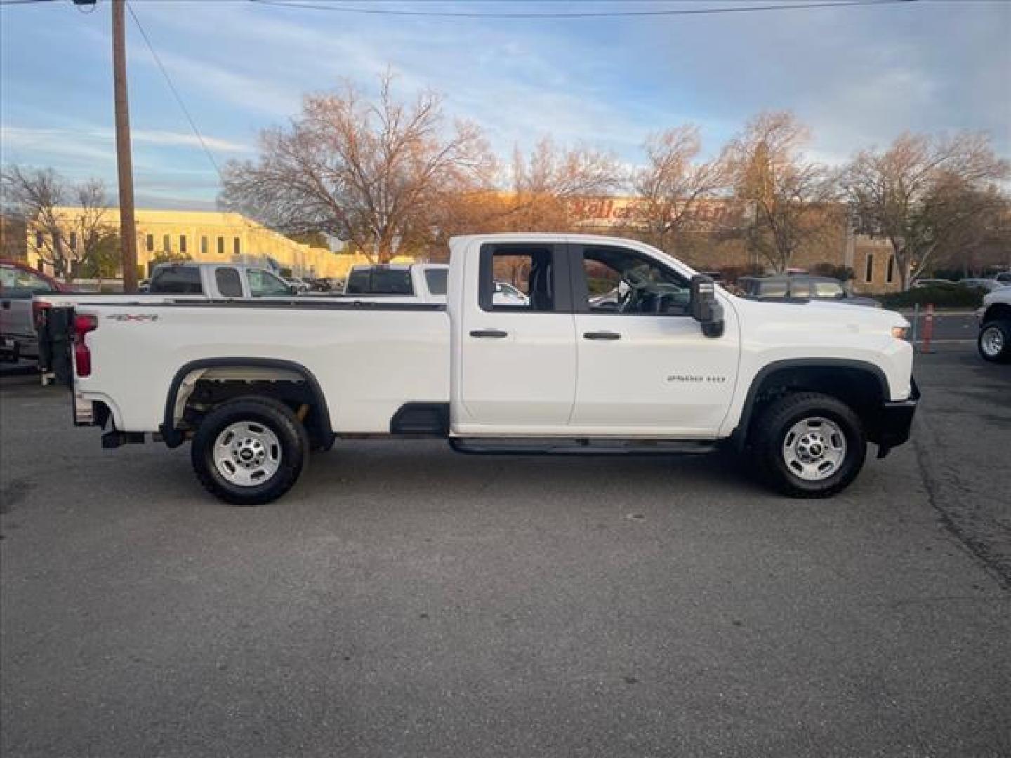 2020 Summit White Chevrolet Silverado 2500HD Work Truck (1GC2YLE75LF) with an 6.6L 6.6L V8 401hp 464ft. lbs. Direct Injection engine, 6-Speed Shiftable Automatic transmission, located at 800 Riverside Ave, Roseville, CA, 95678, (916) 773-4549, 38.732265, -121.291039 - Photo#5