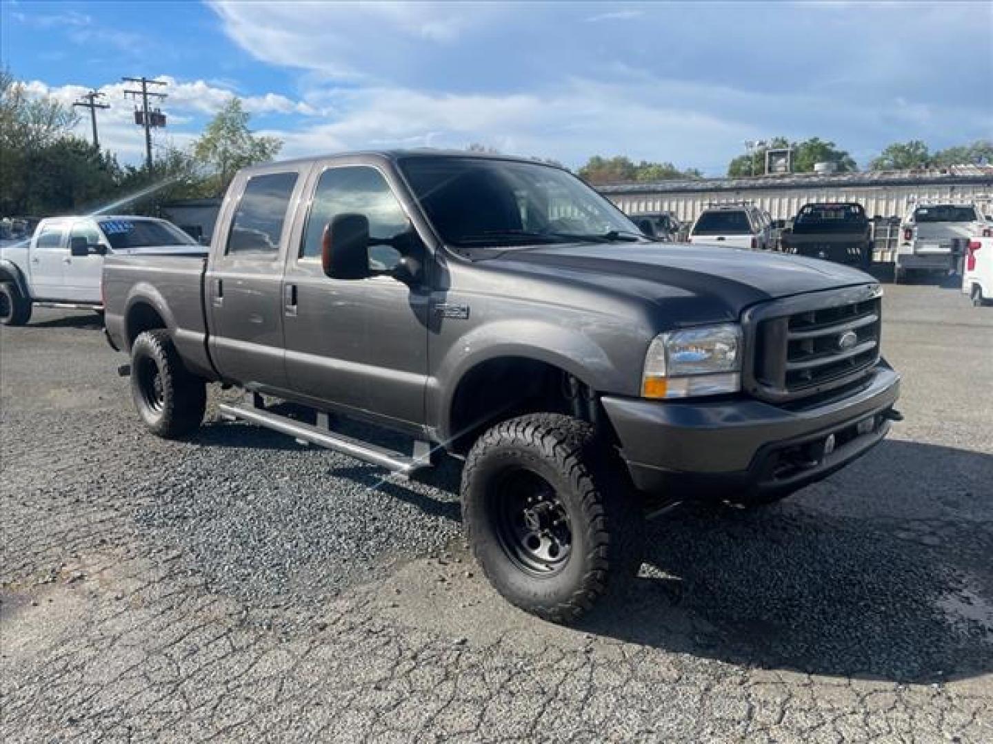 2004 Dark Shadow Grey Clearcoat Metallic Ford F-250 Super Duty XLT (1FTNW21P94E) with an Power Stroke 6.0L Diesel Turbo V8 325hp 560ft. lbs. Other engine, 5-Speed Automatic transmission, located at 800 Riverside Ave, Roseville, CA, 95678, (916) 773-4549, 38.732265, -121.291039 - Photo#1