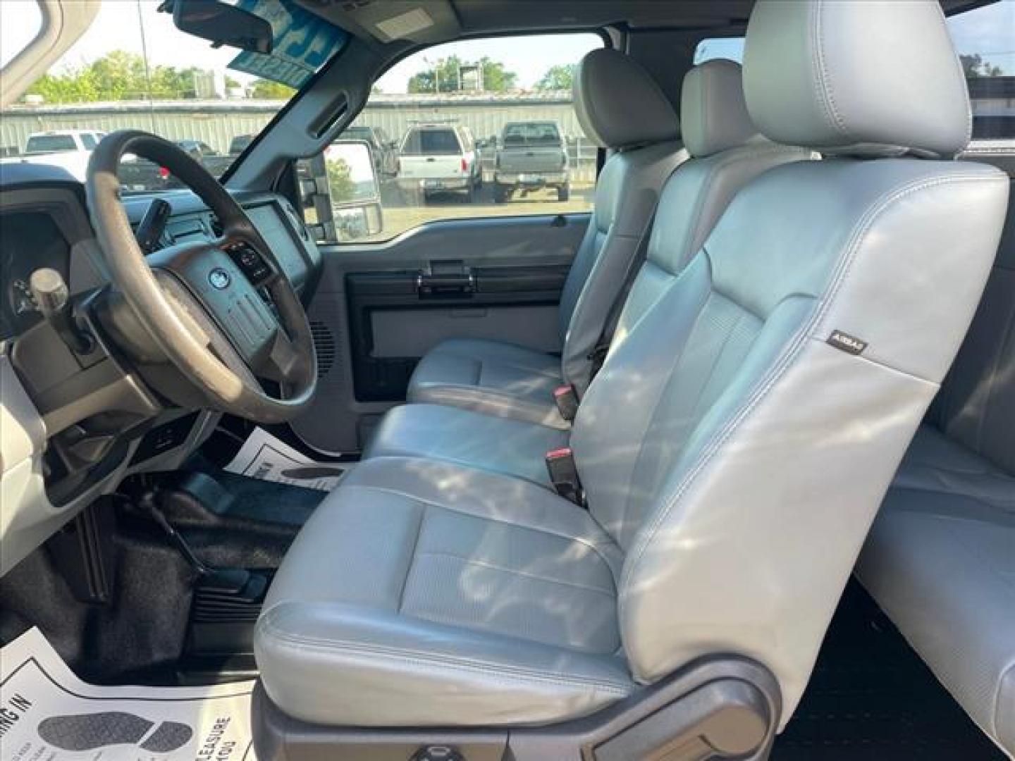 2015 White Ford F-350 Super Duty XL (1FD8X3FT7FE) with an 6.7L Power Stroke 6.7L Biodiesel Turbo V8 300hp 660ft. lbs. Common Rail Direct Injection engine, 6-Speed Shiftable Automatic transmission, located at 800 Riverside Ave, Roseville, CA, 95678, (916) 773-4549, 38.732265, -121.291039 - Photo#12