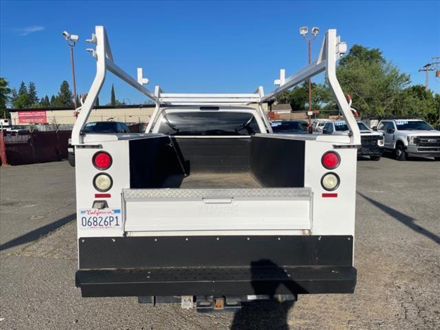 2015 White Ford F-350 Super Duty XL (1FD8X3FT7FE) with an 6.7L Power Stroke 6.7L Biodiesel Turbo V8 300hp 660ft. lbs. Common Rail Direct Injection engine, 6-Speed Shiftable Automatic transmission, located at 800 Riverside Ave, Roseville, CA, 95678, (916) 773-4549, 38.732265, -121.291039 - Photo#8