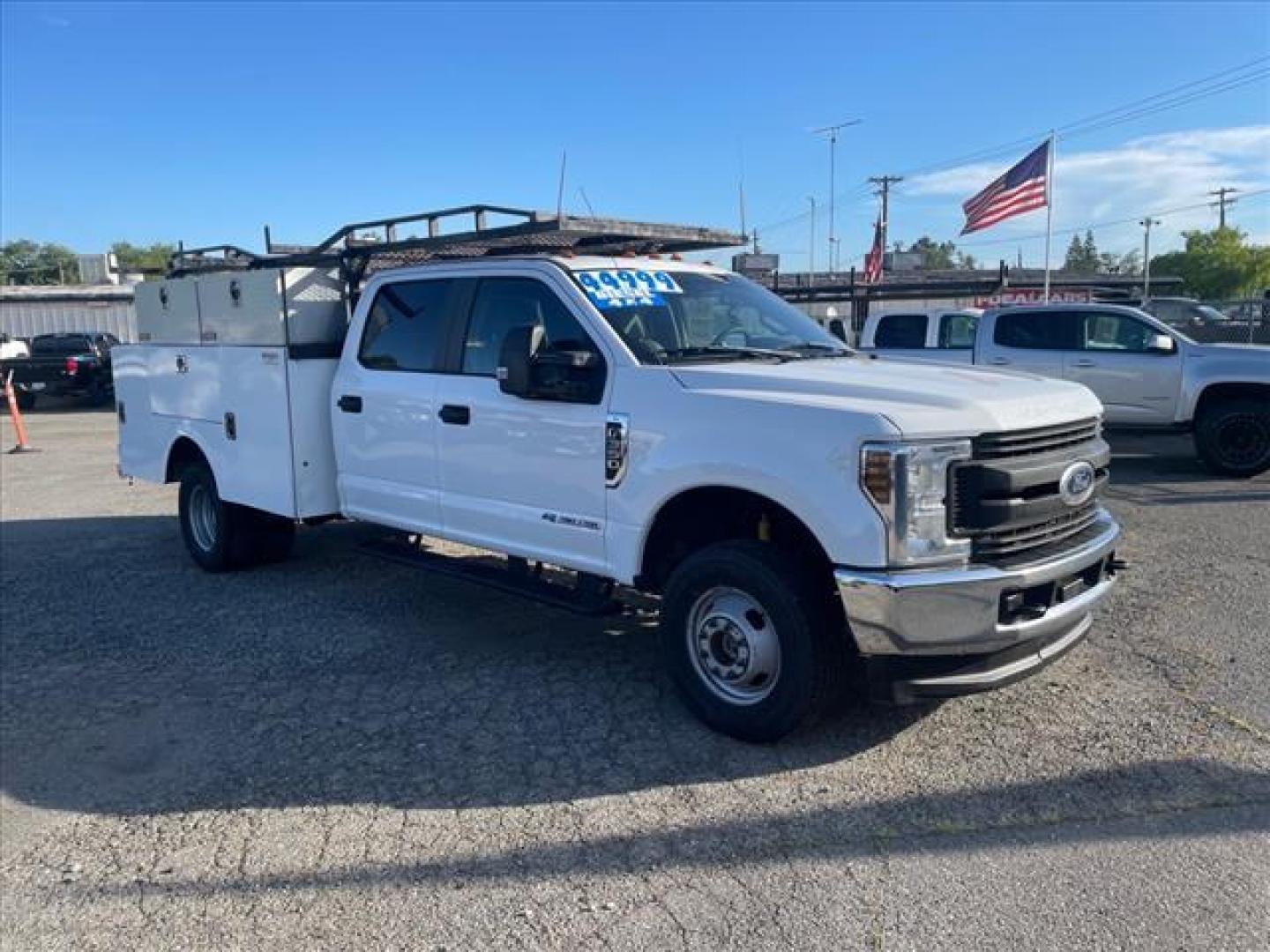 2019 White Ford F-350 Super Duty XL (1FD8W3HT2KE) with an 6.7L Power Stroke 6.7L Biodiesel Turbo V8 330hp 750ft. lbs. Common Rail Direct Injection engine, 6-Speed Shiftable Automatic transmission, located at 800 Riverside Ave, Roseville, CA, 95678, (916) 773-4549, 38.732265, -121.291039 - DIESEL CREW CAB DUALLY 4X4 UTILITY BED SERVICE RECORDS ON CLEAN CARFAX - Photo#1