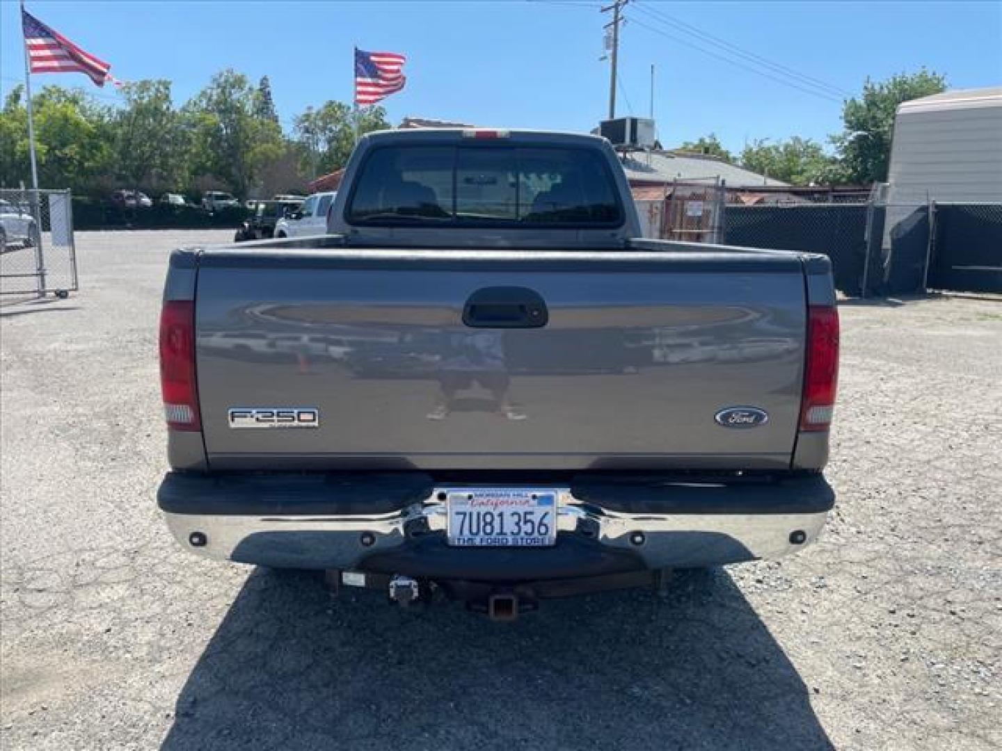 2005 Dark Shadow Grey Clearcoat Metallic Ford F-250 Super Duty XLT (1FTSW21P05E) with an 6.0L Power Stroke 6.0L Diesel Turbo V8 325hp 560ft. lbs. Direct Injection engine, 5-Speed Automatic transmission, located at 800 Riverside Ave, Roseville, CA, 95678, (916) 773-4549, 38.732265, -121.291039 - DIESEL CREW CAB 4X4 XLT LOW MILES NEW EGR AND OIL COOLER ONE OWNER CLEAN CARFAX - Photo#8