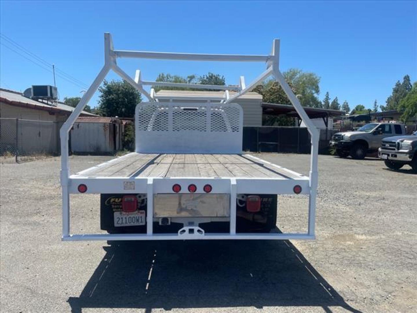 2015 Oxford White Ford F-450 Super Duty XL (1FDUF4GT9FE) with an 6.7L Power Stroke 6.7L Biodiesel Turbo V8 440hp 860ft. lbs. Common Rail Direct Injection engine, 6-Speed Shiftable Automatic transmission, located at 800 Riverside Ave, Roseville, CA, 95678, (916) 773-4549, 38.732265, -121.291039 - DIESEL FLATBED DUALLY ONE OWNER SERVICE RECORDS ON CLEAN CARFAX - Photo#6