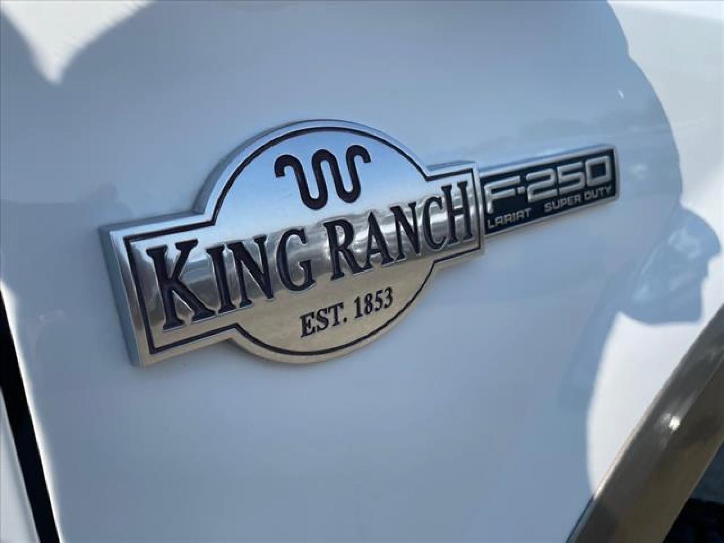 2006 Oxford White Clearcoat/Arizona Beige Ford F-250 Super Duty King Ranch (1FTSW21P96E) with an 0.0 8 Cylinder Direct Injection engine, 5-Speed Automatic transmission, located at 800 Riverside Ave, Roseville, CA, 95678, (916) 773-4549, 38.732265, -121.291039 - DIESEL CREW CAB 4X4 KING RANCH 94K MILES BULLET PROOF EGR COOLER LIFTED - Photo#2