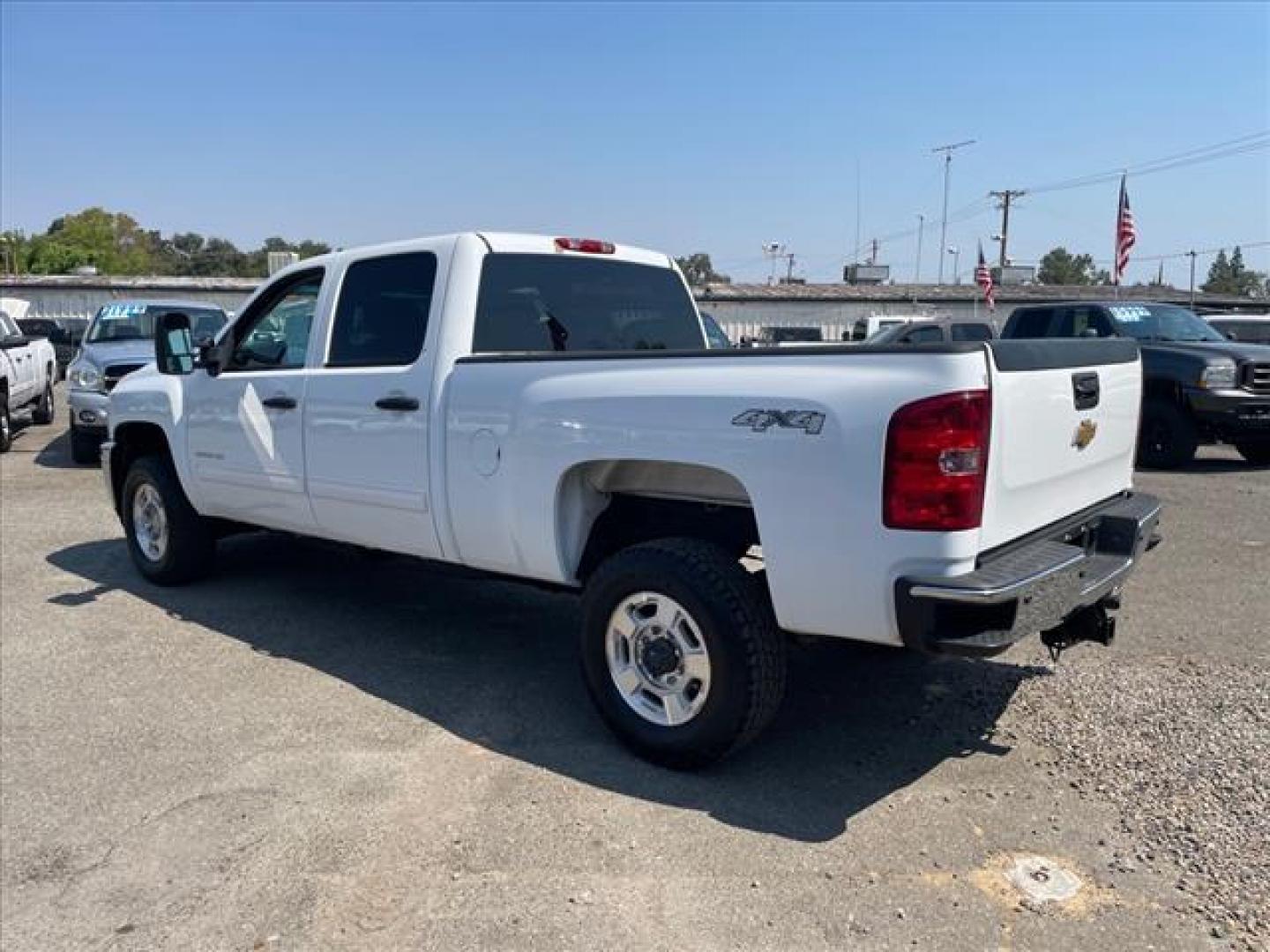 2014 Summit White Chevrolet Silverado 2500HD LT (1GC1KXE88EF) with an 6.6L Duramax 6.6L Diesel Turbo V8 397hp 765ft. lbs. Common Rail Direct Injection engine, Allison 1000 6-Speed Shiftable Automatic transmission, located at 800 Riverside Ave, Roseville, CA, 95678, (916) 773-4549, 38.732265, -121.291039 - Photo#2