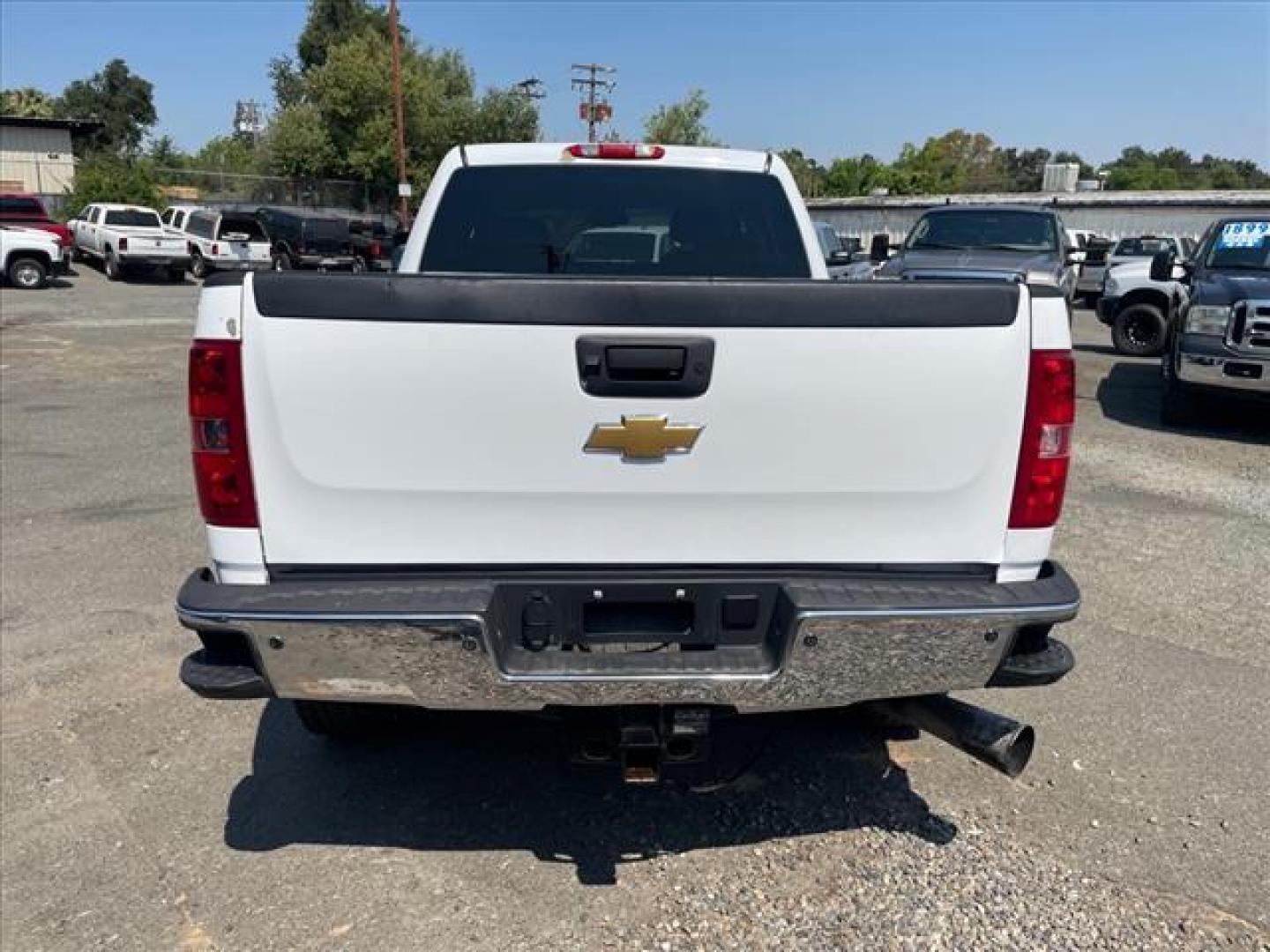 2014 Summit White Chevrolet Silverado 2500HD LT (1GC1KXE88EF) with an 6.6L Duramax 6.6L Diesel Turbo V8 397hp 765ft. lbs. Common Rail Direct Injection engine, Allison 1000 6-Speed Shiftable Automatic transmission, located at 800 Riverside Ave, Roseville, CA, 95678, (916) 773-4549, 38.732265, -121.291039 - Photo#8