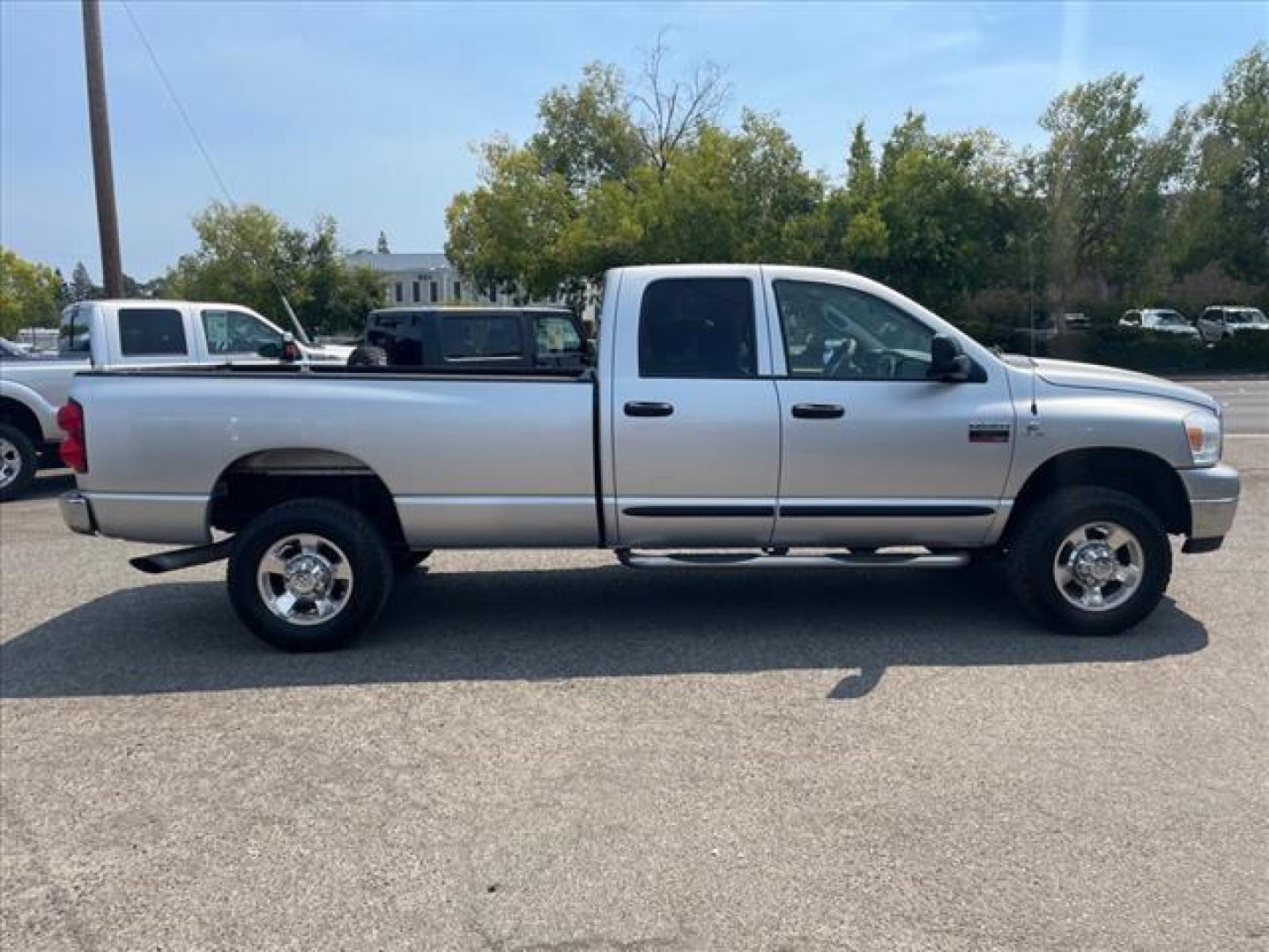 2007 Bright Silver Metallic Clearcoat Dodge Ram 2500 SLT (1D7KS28C37J) with an 5.9L Cummins 5.9L Diesel Turbo I6 325hp 610ft. lbs. Direct Injection engine, 4-Speed Automatic transmission, located at 800 Riverside Ave, Roseville, CA, 95678, (916) 773-4549, 38.732265, -121.291039 - Photo#5