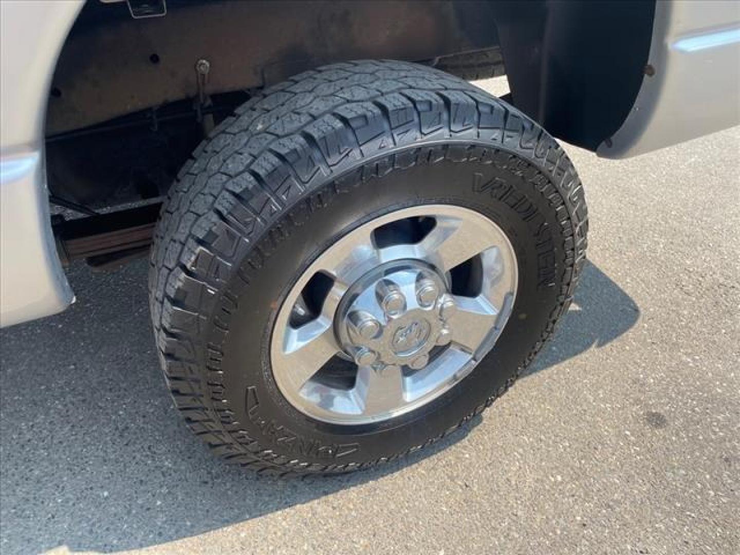 2007 Bright Silver Metallic Clearcoat Dodge Ram 2500 SLT (1D7KS28C37J) with an 5.9L Cummins 5.9L Diesel Turbo I6 325hp 610ft. lbs. Direct Injection engine, 4-Speed Automatic transmission, located at 800 Riverside Ave, Roseville, CA, 95678, (916) 773-4549, 38.732265, -121.291039 - Photo#6