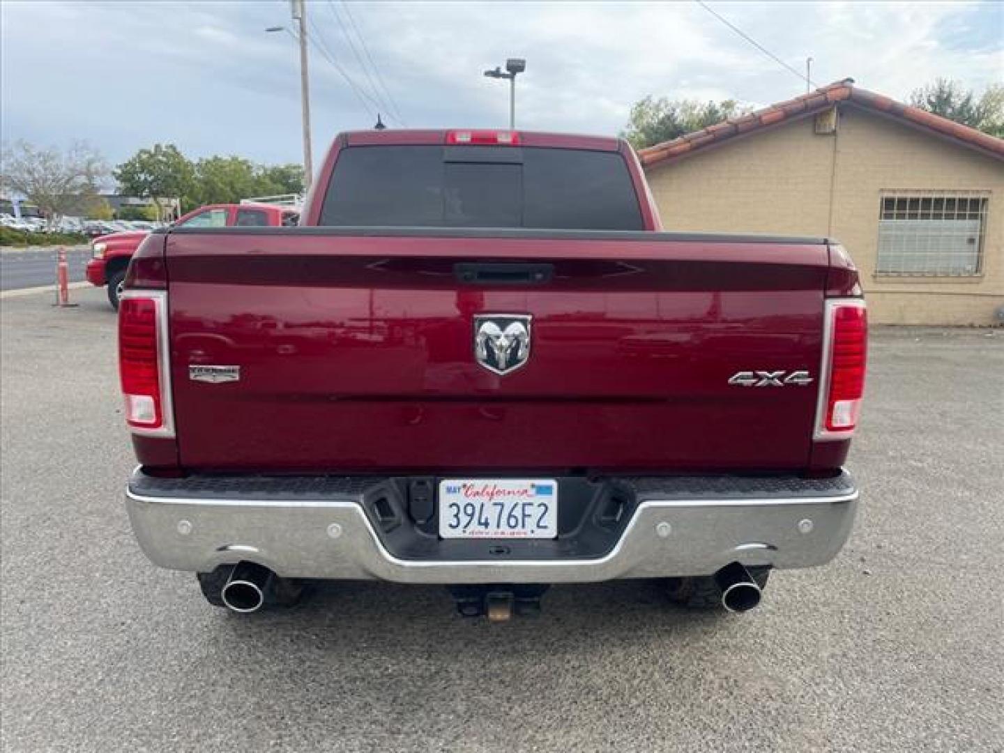 2017 Delmonico Red Pearl Coat RAM 1500 Laramie (1C6RR7NT6HS) with an 5.7L HEMI 5.7L V8 395hp 410ft. lbs. Sequential Multiport Fuel Injection engine, 8-Speed Shiftable Automatic transmission, located at 800 Riverside Ave, Roseville, CA, 95678, (916) 773-4549, 38.732265, -121.291039 - 4X4 CREW CAB LARAMIE 5.7 HEMI V8 CLEAN CARFAX - Photo#8