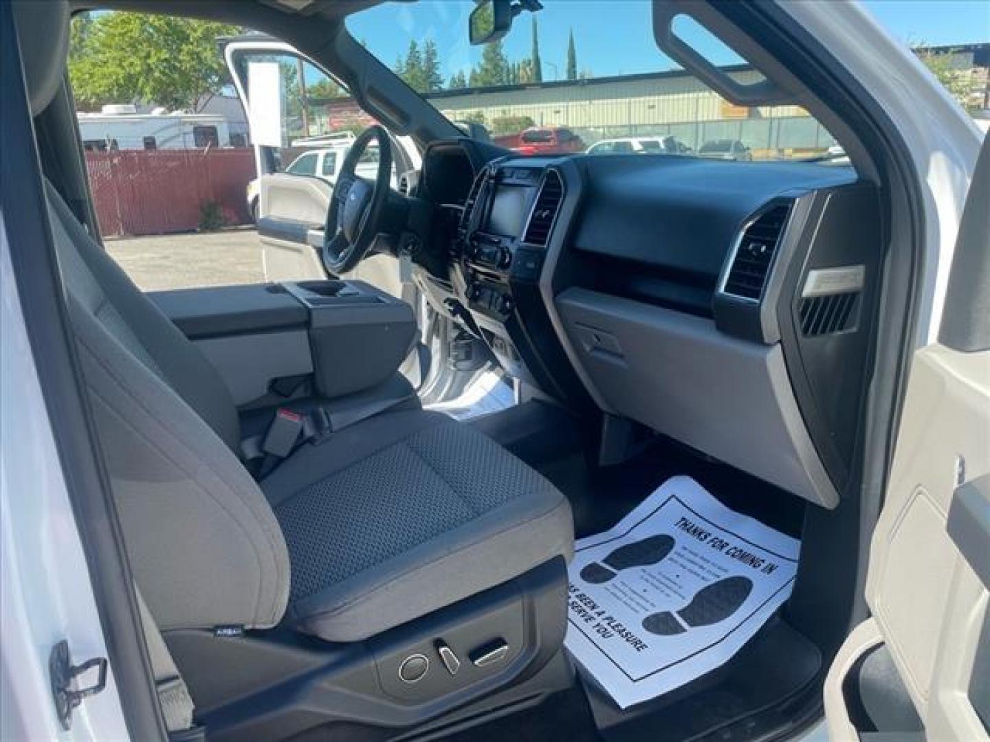 2015 Oxford White Ford F-150 XLT (1FTEW1EF9FK) with an 5.0L 5.0L Flex Fuel V8 385hp 387ft. lbs. Sequential Multiport Fuel Injection engine, 6-Speed Shiftable Automatic transmission, located at 800 Riverside Ave, Roseville, CA, 95678, (916) 773-4549, 38.732265, -121.291039 - Photo#13