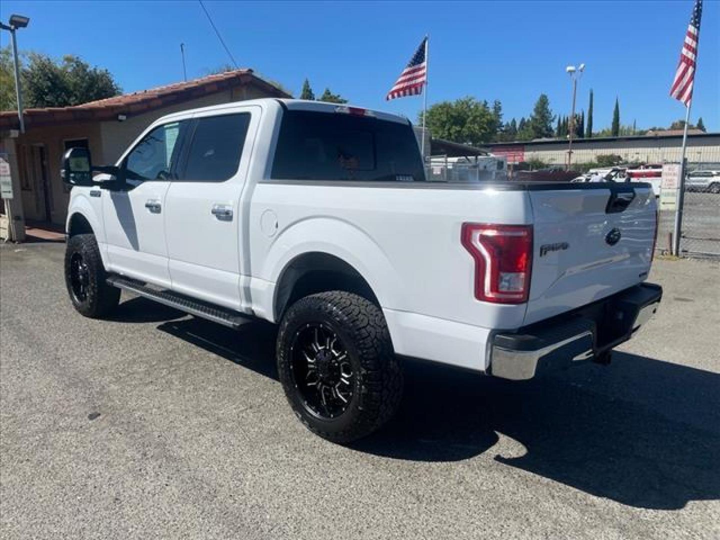 2015 Oxford White Ford F-150 XLT (1FTEW1EF9FK) with an 5.0L 5.0L Flex Fuel V8 385hp 387ft. lbs. Sequential Multiport Fuel Injection engine, 6-Speed Shiftable Automatic transmission, located at 800 Riverside Ave, Roseville, CA, 95678, (916) 773-4549, 38.732265, -121.291039 - Photo#2