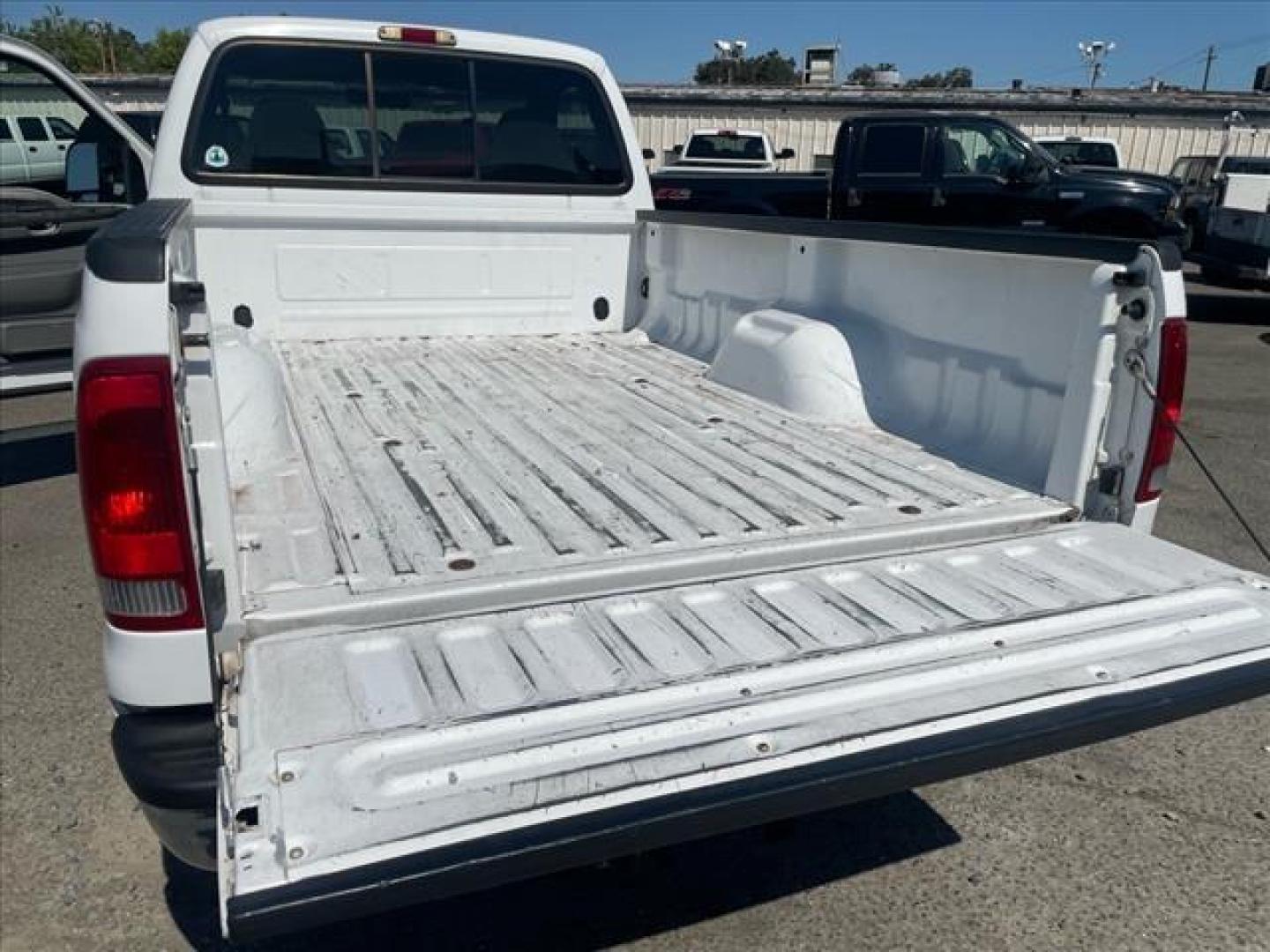 2004 Oxford White Clearcoat Ford F-250 Super Duty XLT (1FTNF21P54E) with an 6.0L Power Stroke 6.0L Diesel Turbo V8 325hp 560ft. lbs. Other engine, 5-Speed Automatic transmission, located at 800 Riverside Ave, Roseville, CA, 95678, (916) 773-4549, 38.732265, -121.291039 - DIESEL XLT BULLET PROOF EGR COOLER SERVICE RECORDS ONE OWNER CLEAN CLEAN CARFAX - Photo#9