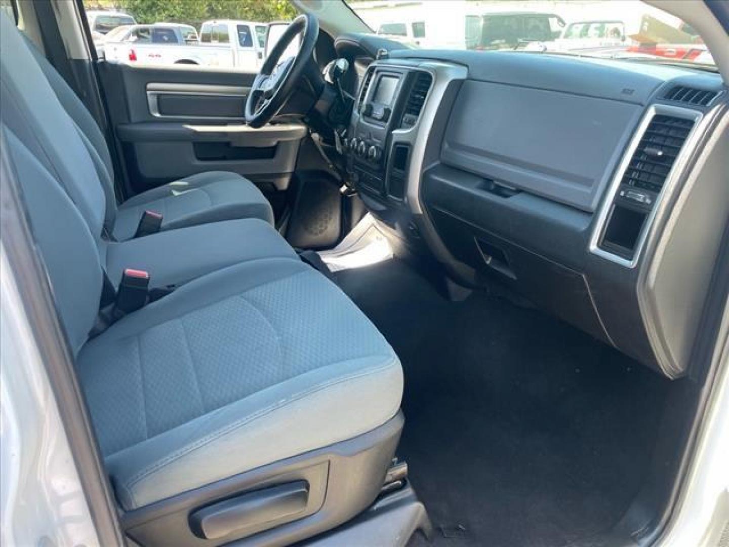 2018 Bright White Clear Coat RAM 2500 SLT (3C6UR5DL8JG) with an 6.7L Cummins 6.7L Diesel Turbo I6 350hp 660ft. lbs. Common Rail Direct Injection engine, Automatic transmission, located at 800 Riverside Ave, Roseville, CA, 95678, (916) 773-4549, 38.732265, -121.291039 - Photo#15