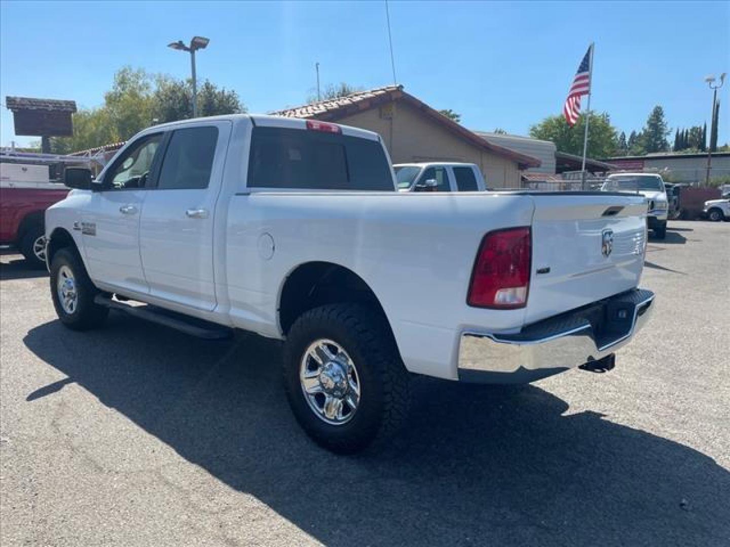 2018 Bright White Clear Coat RAM 2500 SLT (3C6UR5DL8JG) with an 6.7L Cummins 6.7L Diesel Turbo I6 350hp 660ft. lbs. Common Rail Direct Injection engine, Automatic transmission, located at 800 Riverside Ave, Roseville, CA, 95678, (916) 773-4549, 38.732265, -121.291039 - Photo#3