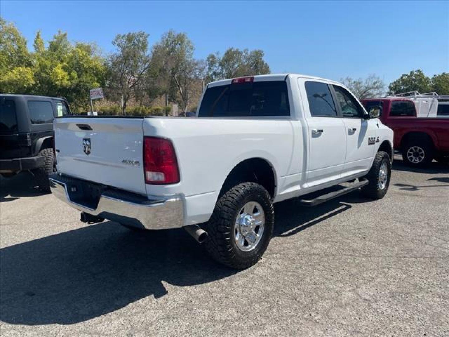 2018 Bright White Clear Coat RAM 2500 SLT (3C6UR5DL8JG) with an 6.7L Cummins 6.7L Diesel Turbo I6 350hp 660ft. lbs. Common Rail Direct Injection engine, Automatic transmission, located at 800 Riverside Ave, Roseville, CA, 95678, (916) 773-4549, 38.732265, -121.291039 - Photo#4