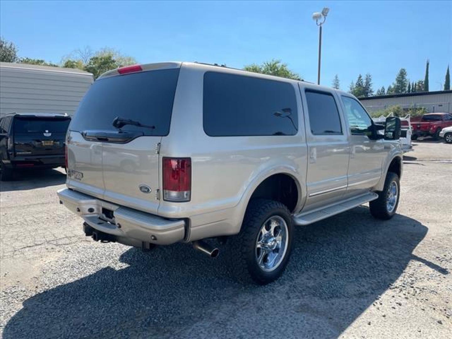 2005 Pueblo Gold Clearcoat Metallic Ford Excursion Limited (1FMSU43P35E) with an 6.0L Power Stroke 6.0L Diesel Turbo V8 325hp 560ft. lbs. Common Rail Direct Injection engine, 5-Speed Automatic transmission, located at 800 Riverside Ave, Roseville, CA, 95678, (916) 773-4549, 38.732265, -121.291039 - DIESEL 4X4 LIMITED DVD CLEAN CARFAX - Photo#3