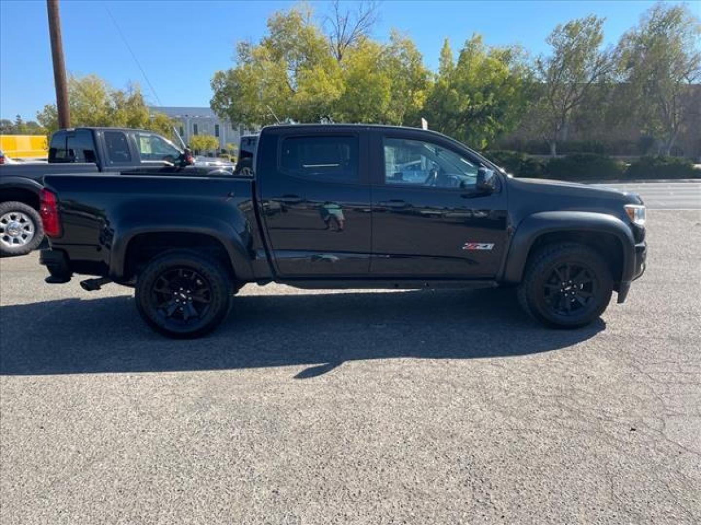 2018 Black Chevrolet Colorado Z71 (1GCGTDEN1J1) with an 3.6L 3.6L V6 308hp 275ft. lbs. Direct Injection engine, 8-Speed Shiftable Automatic transmission, located at 800 Riverside Ave, Roseville, CA, 95678, (916) 773-4549, 38.732265, -121.291039 - 4X4 CREW CAB Z71 ONE OWNER - Photo#6