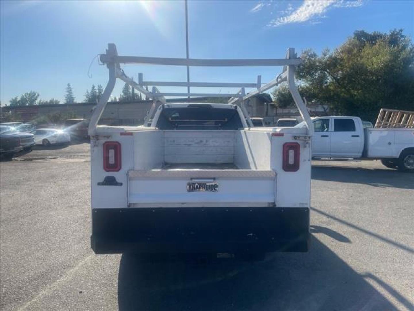 2018 White Ford F-350 Super Duty XLT (1FD8W3FT6JE) with an 6.7L Power Stroke 6.7L Biodiesel Turbo V8 330hp 750ft. lbs. Common Rail Direct Injection engine, 6-Speed Shiftable Automatic transmission, located at 800 Riverside Ave, Roseville, CA, 95678, (916) 773-4549, 38.732265, -121.291039 - DIESEL CREW CAB 4X4 UTILITY BED CLEAN CARFAX - Photo#7