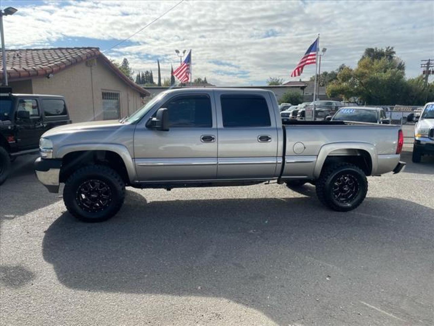 2001 Pewter Metallic GMC Sierra 2500HD SLE (1GTHK23G91F) with an Vortec 8.1L V8 330hp 450ft. lbs. Other engine, 5-Speed Automatic transmission, located at 800 Riverside Ave, Roseville, CA, 95678, (916) 773-4549, 38.732265, -121.291039 - Photo#4