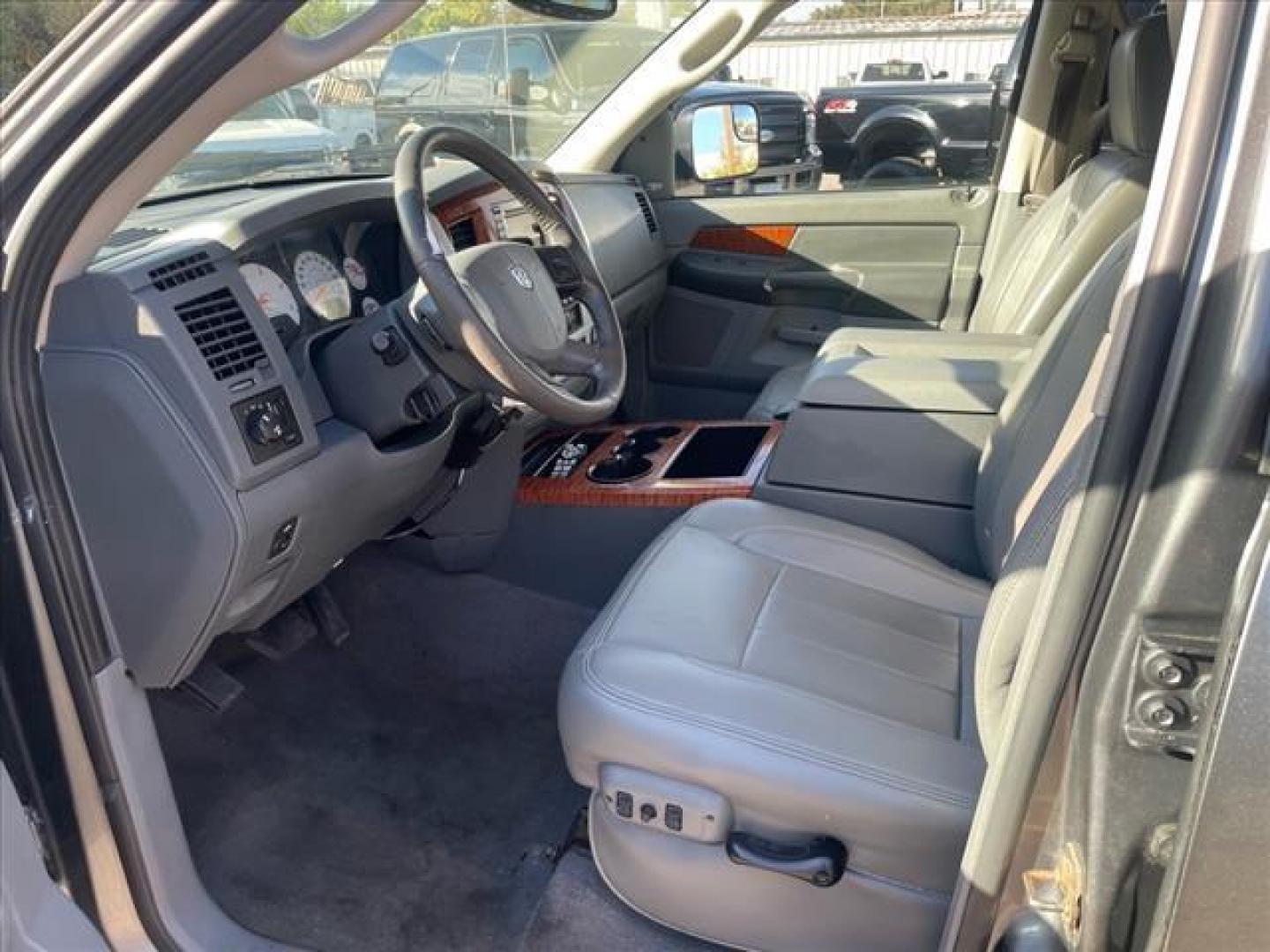 2006 Dk. Gray Dodge Ram 2500 Laramie (3D3KR29CX6G) with an 5.9L 5.9L Turbocharged Diesel I6 OHV 24V FI Engine Direct Injection engine, 4-Speed Automatic transmission, located at 800 Riverside Ave, Roseville, CA, 95678, (916) 773-4549, 38.732265, -121.291039 - CUMMINS DIESEL MEGA CAB CLEAN CARFAX - Photo#11