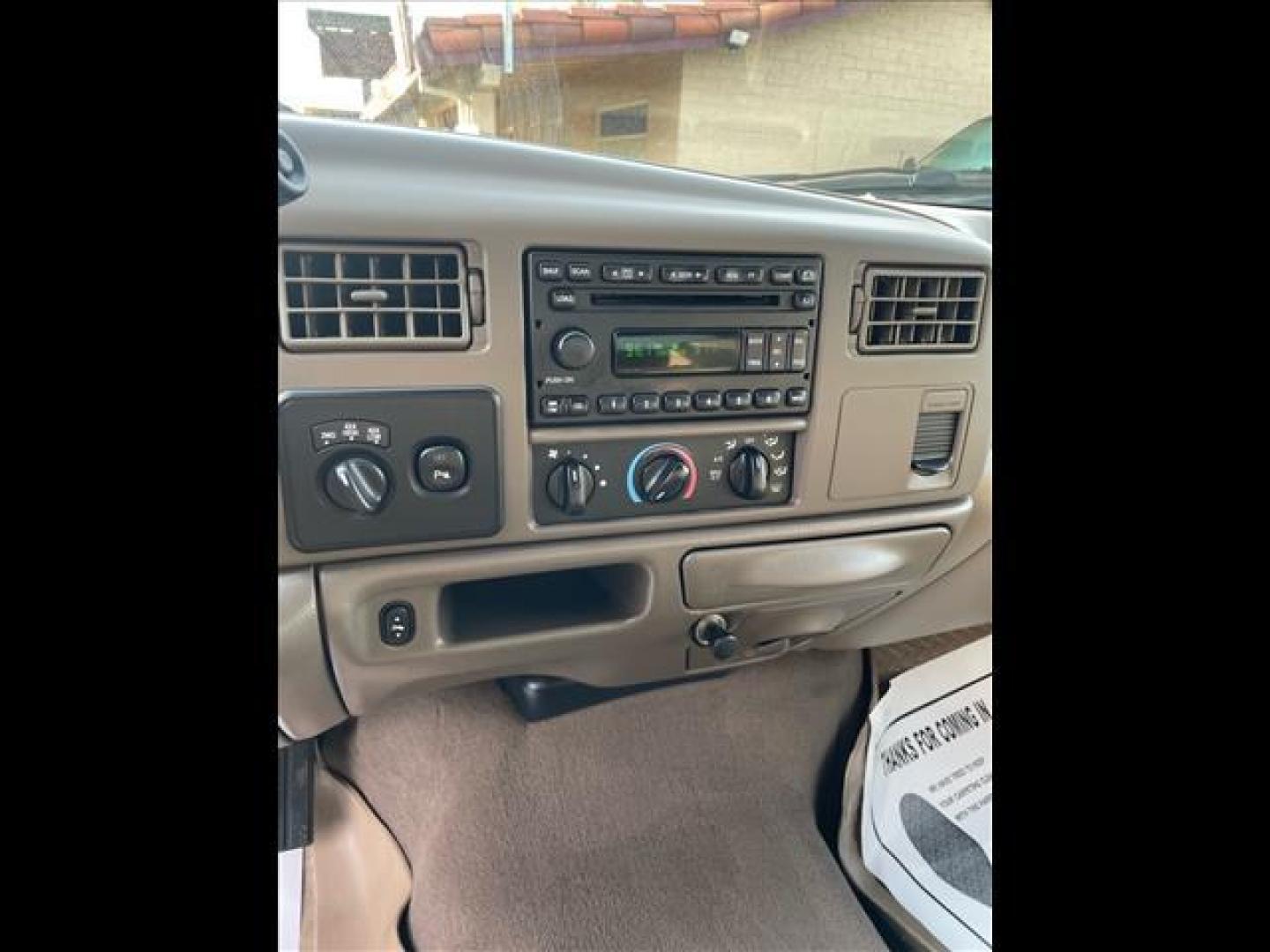 2003 Black/Arizona Beige Metallic Ford F-350 Super Duty Lariat (1FTSW31P13E) with an Power Stroke 6.0L Diesel Turbo V8 325hp 560ft. lbs. Other engine, 5-Speed Automatic transmission, located at 800 Riverside Ave, Roseville, CA, 95678, (916) 773-4549, 38.732265, -121.291039 - DIESEL CREW CAB 4X4 FX4 LARIAT OIL COOLER REPLACED SERVICE RECORDS ON CLEAN CARFAX - Photo#11