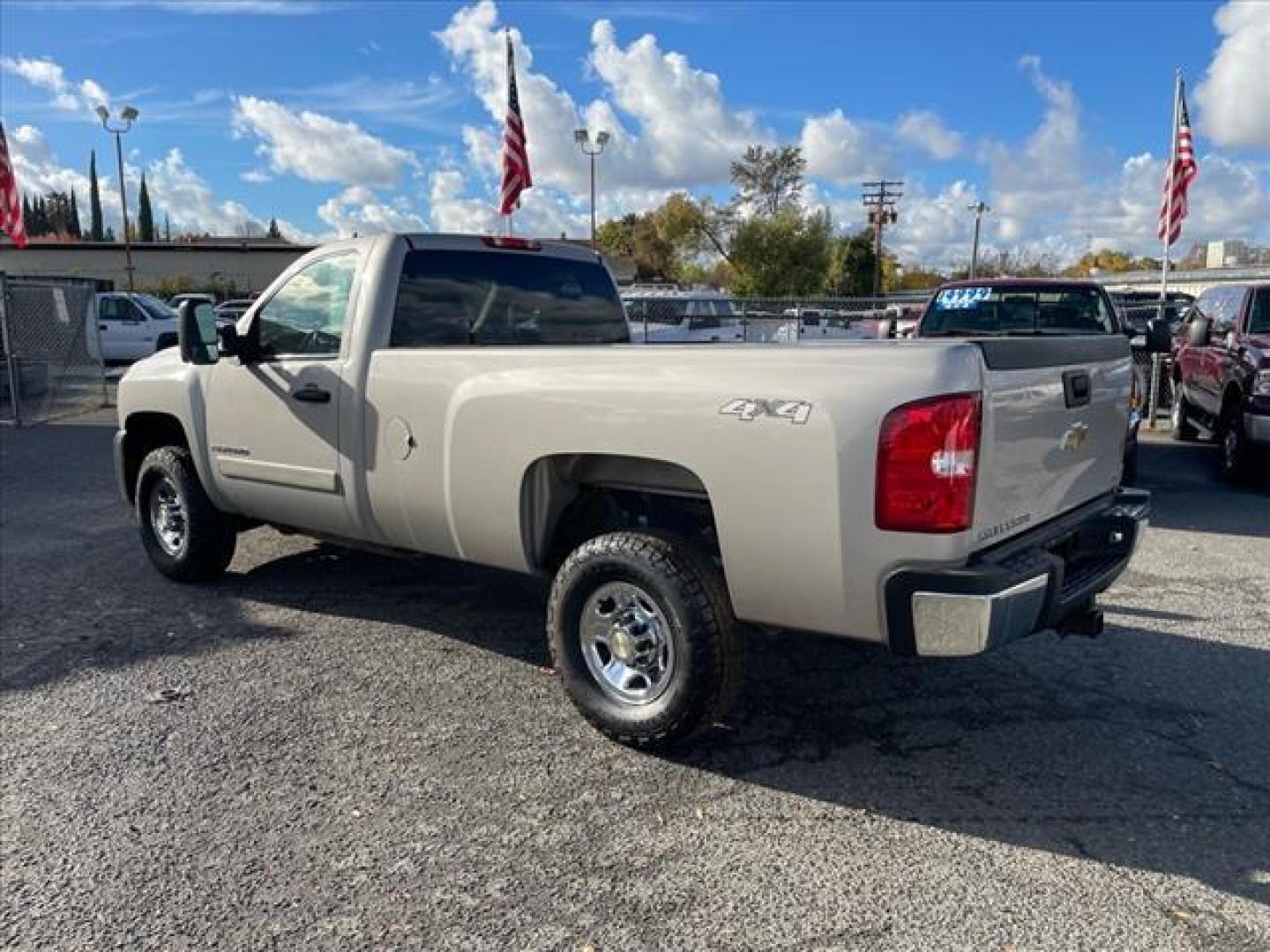 2008 Silver Birch Metallic Chevrolet Silverado 2500HD LT1 (1GCHK24658E) with an 6.6L Duramax 6.6L Diesel Turbo V8 365hp 660ft. lbs. Common Rail Direct Injection engine, Allison 1000 6-Speed Shiftable Automatic transmission, located at 800 Riverside Ave, Roseville, CA, 95678, (916) 773-4549, 38.732265, -121.291039 - Photo#3