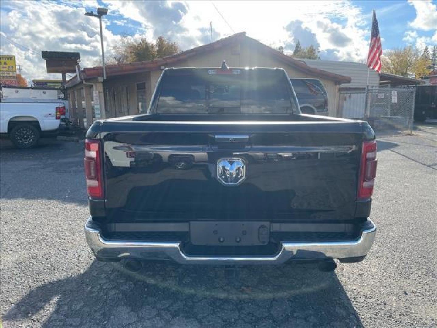 2020 Diamond Black Crystal Pearl Coat RAM 1500 Laramie (1C6SRFJM2LN) with an 3.0L EcoDiesel 3.0L Biodiesel Turbo V6 260hp 480ft. lbs. Common Rail Direct Injection engine, 8-Speed Shiftable Automatic transmission, located at 800 Riverside Ave, Roseville, CA, 95678, (916) 773-4549, 38.732265, -121.291039 - Photo#9