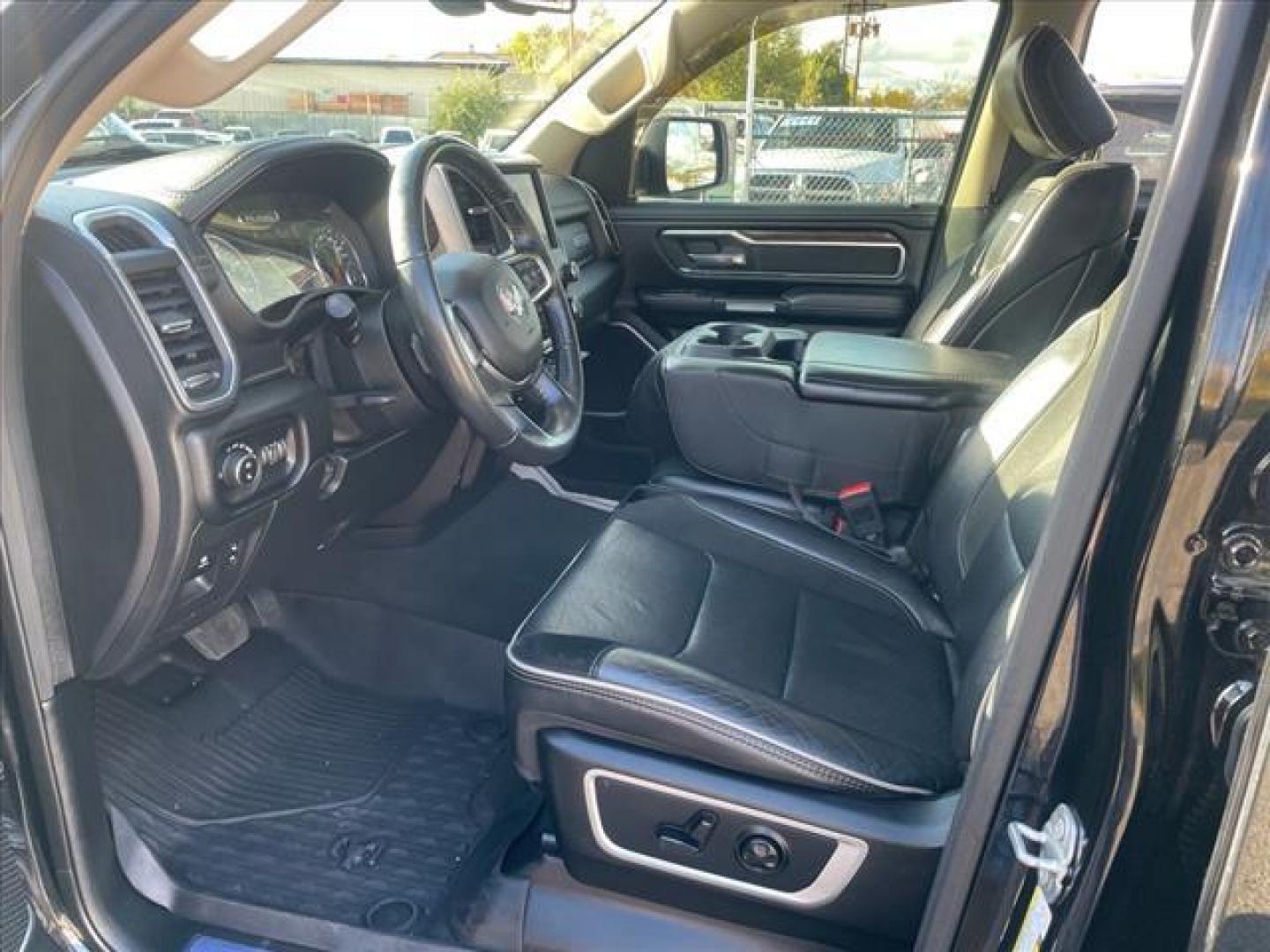 2020 Diamond Black Crystal Pearl Coat RAM 1500 Laramie (1C6SRFJM2LN) with an 3.0L EcoDiesel 3.0L Biodiesel Turbo V6 260hp 480ft. lbs. Common Rail Direct Injection engine, 8-Speed Shiftable Automatic transmission, located at 800 Riverside Ave, Roseville, CA, 95678, (916) 773-4549, 38.732265, -121.291039 - Photo#13