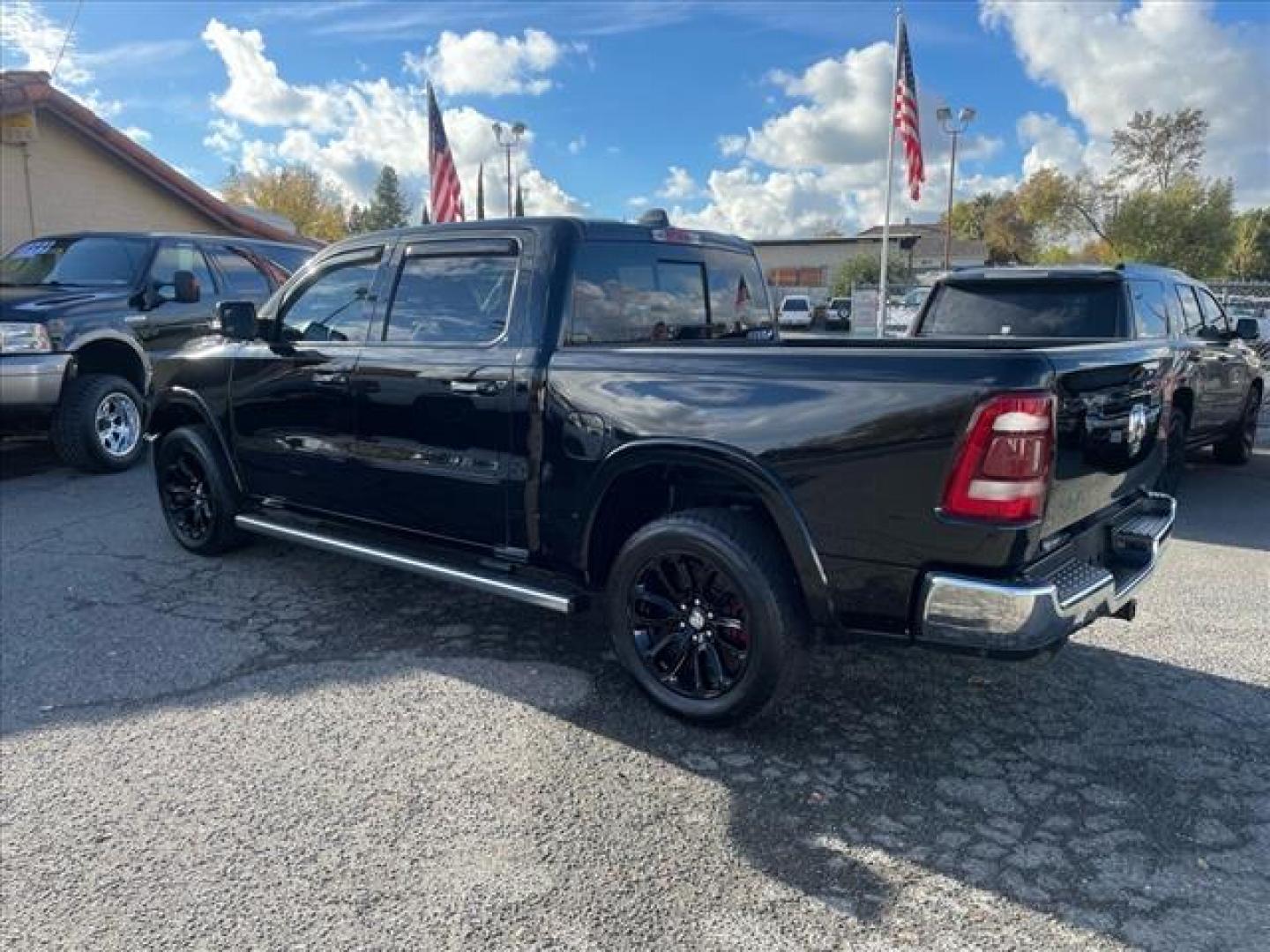 2020 Diamond Black Crystal Pearl Coat RAM 1500 Laramie (1C6SRFJM2LN) with an 3.0L EcoDiesel 3.0L Biodiesel Turbo V6 260hp 480ft. lbs. Common Rail Direct Injection engine, 8-Speed Shiftable Automatic transmission, located at 800 Riverside Ave, Roseville, CA, 95678, (916) 773-4549, 38.732265, -121.291039 - Photo#3