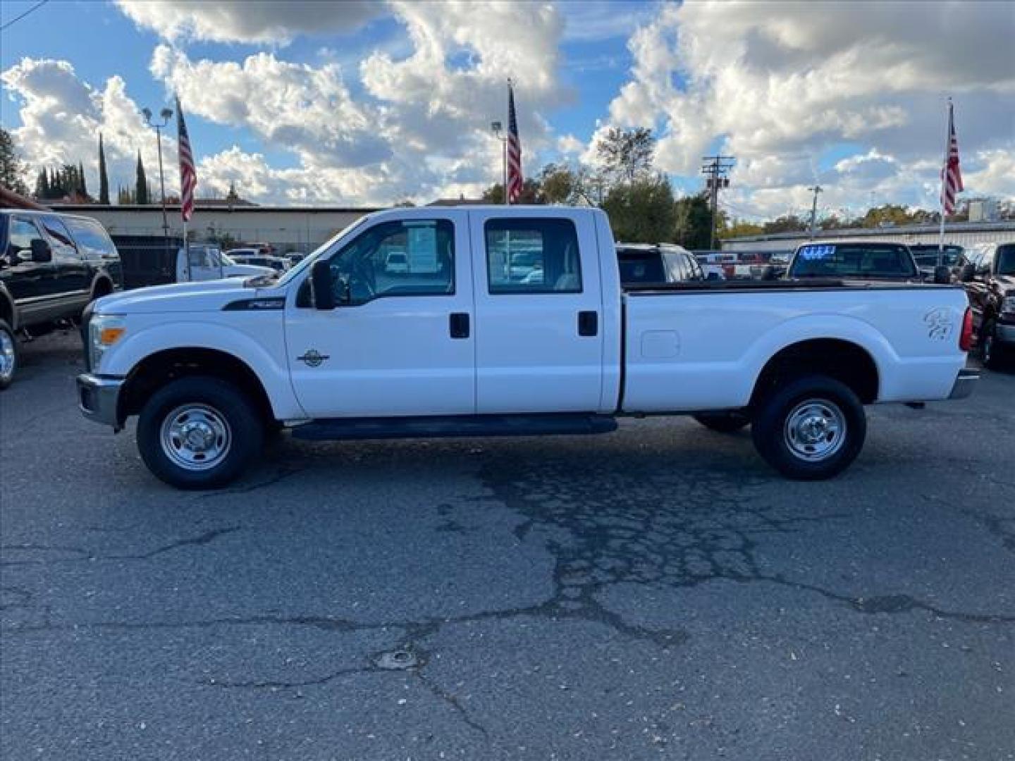 2013 Oxford White Ford F-350 Super Duty XL (1FT8W3BT4DE) with an 6.7L Power Stroke 6.7L Biodiesel Turbo V8 400hp 800ft. lbs. Common Rail Direct Injection engine, 6-Speed Shiftable Automatic transmission, located at 800 Riverside Ave, Roseville, CA, 95678, (916) 773-4549, 38.732265, -121.291039 - Photo#5