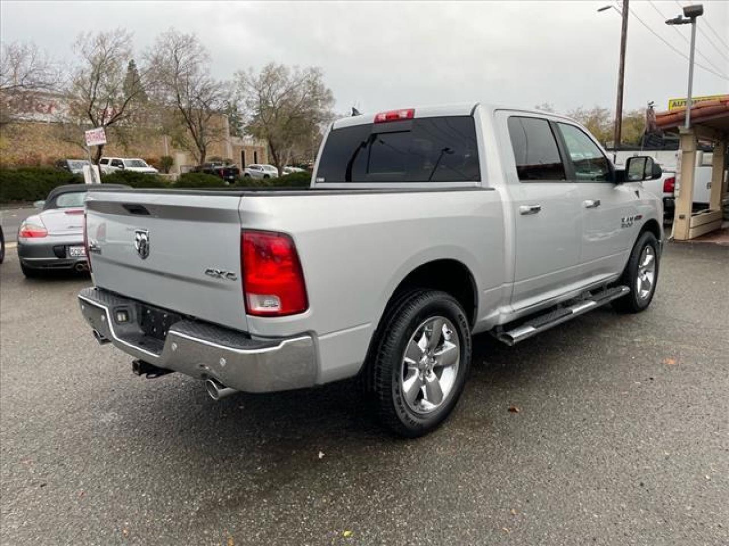 2016 Bright Silver Metallic Clear Coat RAM 1500 Big Horn (1C6RR7LM1GS) with an 3.0L EcoDiesel 3.0L Biodiesel Turbo V6 240hp 420ft. lbs. Common Rail Direct Injection engine, 8-Speed Shiftable Automatic transmission, located at 800 Riverside Ave, Roseville, CA, 95678, (916) 773-4549, 38.732265, -121.291039 - Photo#4