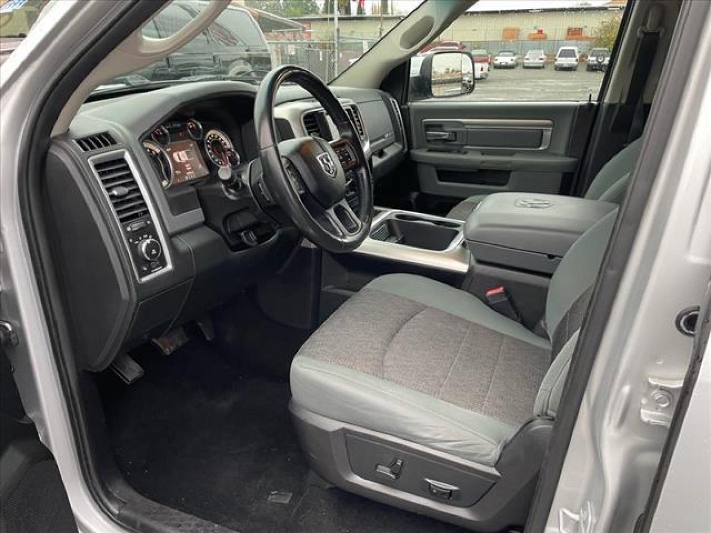 2016 Bright Silver Metallic Clear Coat RAM 1500 Big Horn (1C6RR7LM1GS) with an 3.0L EcoDiesel 3.0L Biodiesel Turbo V6 240hp 420ft. lbs. Common Rail Direct Injection engine, 8-Speed Shiftable Automatic transmission, located at 800 Riverside Ave, Roseville, CA, 95678, (916) 773-4549, 38.732265, -121.291039 - Photo#8