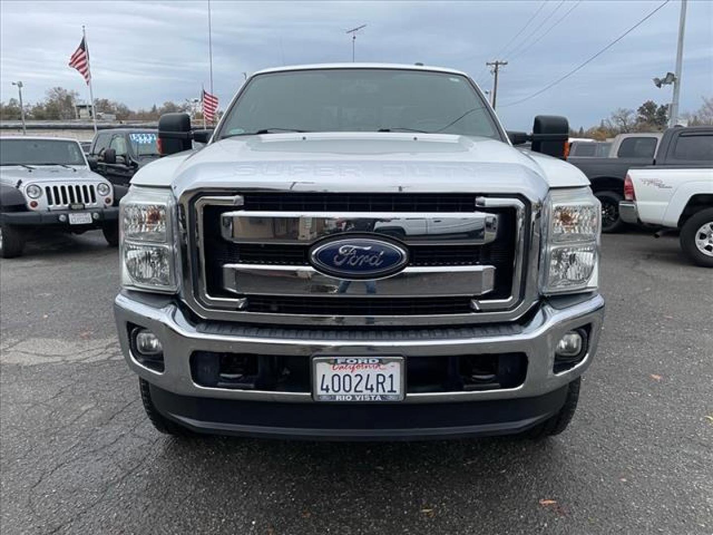 2014 Oxford White Ford F-350 Super Duty Lariat (1FT8W3BT3EE) with an 6.7L Power Stroke 6.7L Biodiesel Turbo V8 400hp 800ft. lbs. Common Rail Direct Injection engine, 6-Speed Shiftable Automatic transmission, located at 800 Riverside Ave, Roseville, CA, 95678, (916) 773-4549, 38.732265, -121.291039 - Photo#8