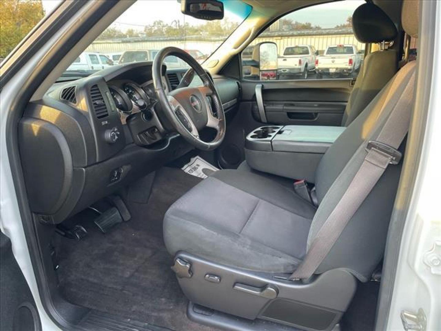 2014 Summit White GMC Sierra 2500HD SLE (1GT120C83EF) with an 6.6L Duramax 6.6L Diesel Turbo V8 397hp 765ft. lbs. Common Rail Direct Injection engine, Allison 1000 6-Speed Shiftable Automatic transmission, located at 800 Riverside Ave, Roseville, CA, 95678, (916) 773-4549, 38.732265, -121.291039 - DURAMAX DIESEL CREW CAB 4X4 SLE LIFTED ALLISON TRANSMISSION SERVICE RECORDS ON CLEAN CARFAX - Photo#10