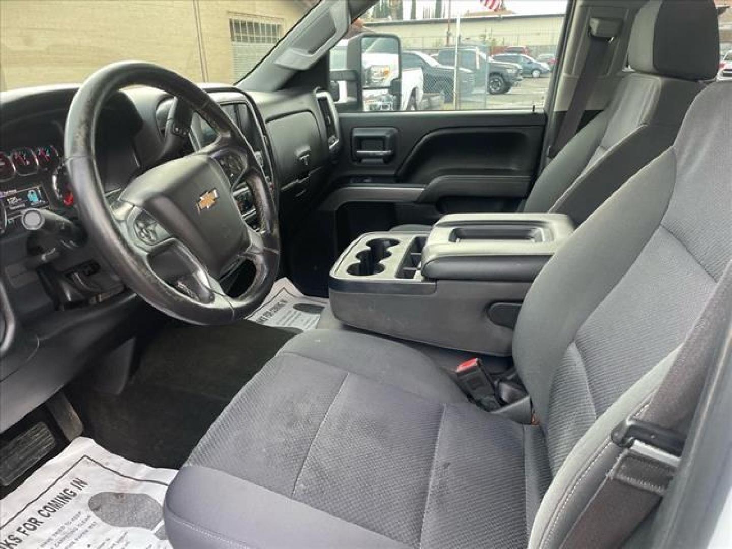 2017 Summit White Chevrolet Silverado 2500HD LT (1GC2KVEG2HZ) with an 6.0L Vortec 6.0L Flex Fuel V8 360hp 380ft. lbs. Sequential Electronic Fuel Injection engine, 6-Speed Shiftable Automatic transmission, located at 800 Riverside Ave, Roseville, CA, 95678, (916) 773-4549, 38.732265, -121.291039 - Photo#13