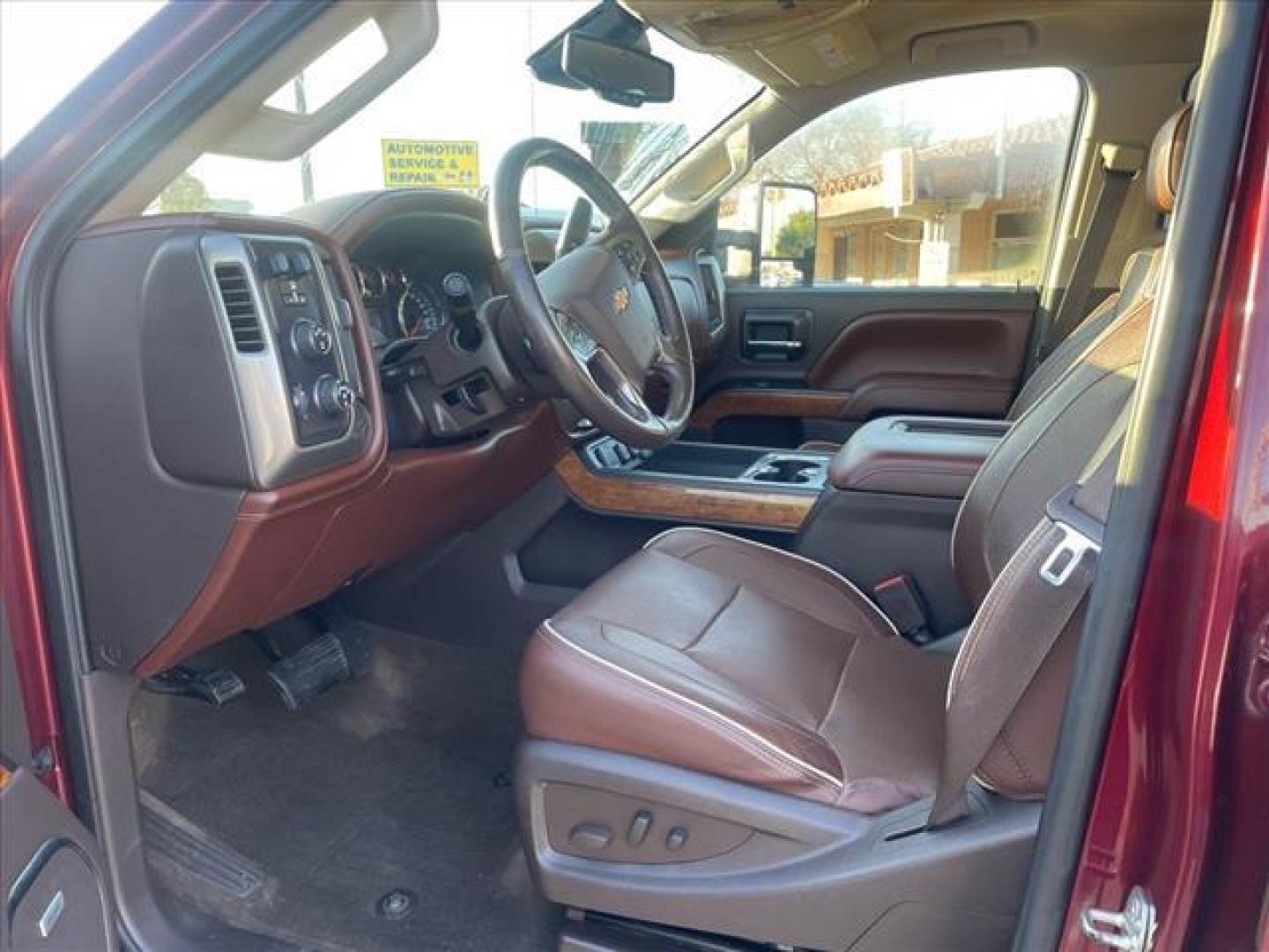 2016 Butte Red Metallic Chevrolet Silverado 2500HD High Country (1GC1KXE87GF) with an 6.6L Duramax 6.6L Diesel Turbo V8 397hp 765ft. lbs. Common Rail Direct Injection engine, Allison 1000 6-Speed Shiftable Automatic transmission, located at 800 Riverside Ave, Roseville, CA, 95678, (916) 773-4549, 38.732265, -121.291039 - Photo#13