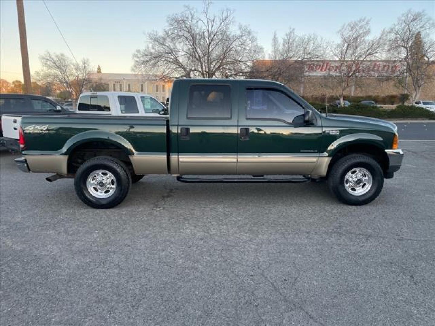 2001 Dark Highland Green Clearcoat Metallic Ford F-250 Super Duty XLT (1FTNW21F21E) with an Power Stroke 7.3L Diesel Turbo V8 250hp 505ft. lbs. Other engine, 4-Speed Automatic transmission, located at 800 Riverside Ave, Roseville, CA, 95678, (916) 773-4549, 38.732265, -121.291039 - 7.3 DIESEL CREW CAB 4X4 OFF ROAD XLT LOW MILES CLEAN CARFAX - Photo#5