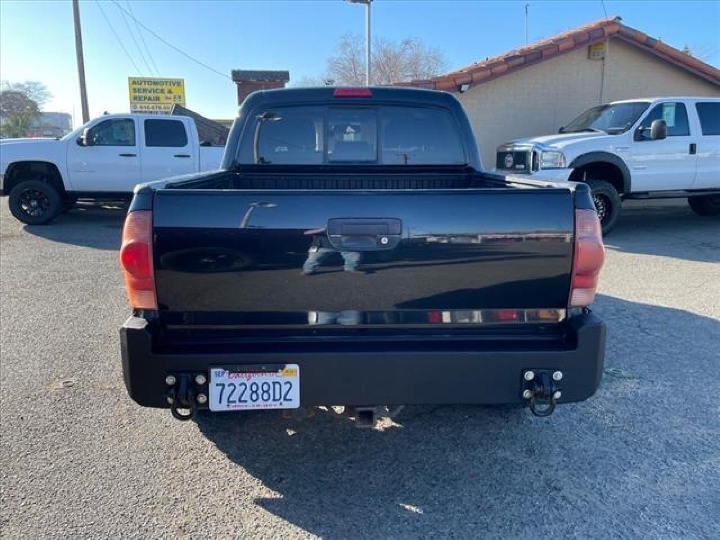 2008 Black Sand Pearl Toyota Tacoma V6 (5TELU42N88Z) with an 4.0L 4.0L V6 236hp 266ft. lbs. Sequential Electronic Fuel Injection engine, 6-Speed Manual transmission, located at 800 Riverside Ave, Roseville, CA, 95678, (916) 773-4549, 38.732265, -121.291039 - 4X4 DOUBLE CAB - Photo#8