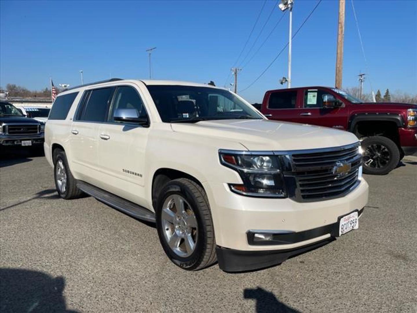 2015 White Diamond Tricoat Chevrolet Suburban LTZ (1GNSKKKC0FR) with an 5.3L EcoTec3 5.3L Flex Fuel V8 355hp 383ft. lbs. Direct Injection engine, 6-Speed Shiftable Automatic w/Overdrive transmission, located at 800 Riverside Ave, Roseville, CA, 95678, (916) 773-4549, 38.732265, -121.291039 - 4X4 LTZ DVD CLEAN CARFAX - Photo#1