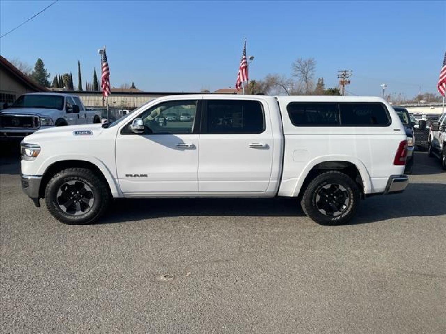 2020 Bright White Clear Coat RAM 1500 Laramie (1C6SRFJM7LN) with an 3.0L EcoDiesel 3.0L Biodiesel Turbo V6 260hp 480ft. lbs. Common Rail Direct Injection engine, 8-Speed Shiftable Automatic transmission, located at 800 Riverside Ave, Roseville, CA, 95678, (916) 773-4549, 38.732265, -121.291039 - Photo#5