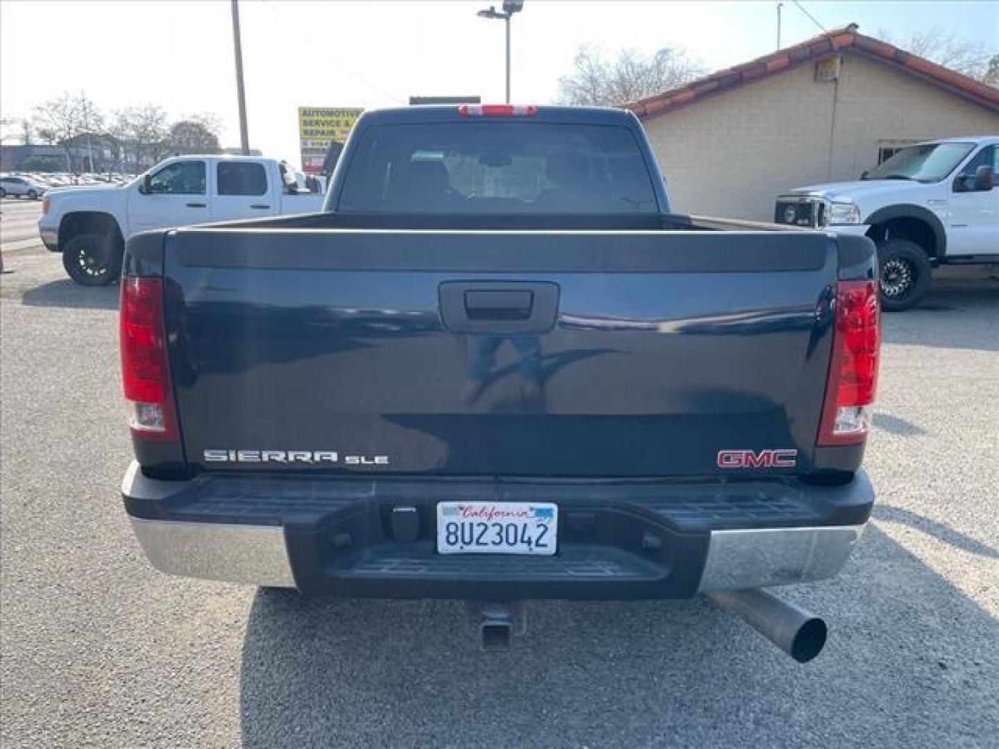 2008 Deep Blue Metallic GMC Sierra 2500HD SLE1 (1GTHK23628F) with an 6.6L Duramax 6.6L Diesel Turbo V8 365hp 660ft. lbs. Common Rail Direct Injection engine, Allison 1000 6-Speed Shiftable Automatic transmission, located at 800 Riverside Ave, Roseville, CA, 95678, (916) 773-4549, 38.732265, -121.291039 - DURAMAX DIESEL CREW CAB 4X4 SLE ALLISON TRANSMISSION CLEAN CARFAX - Photo#9